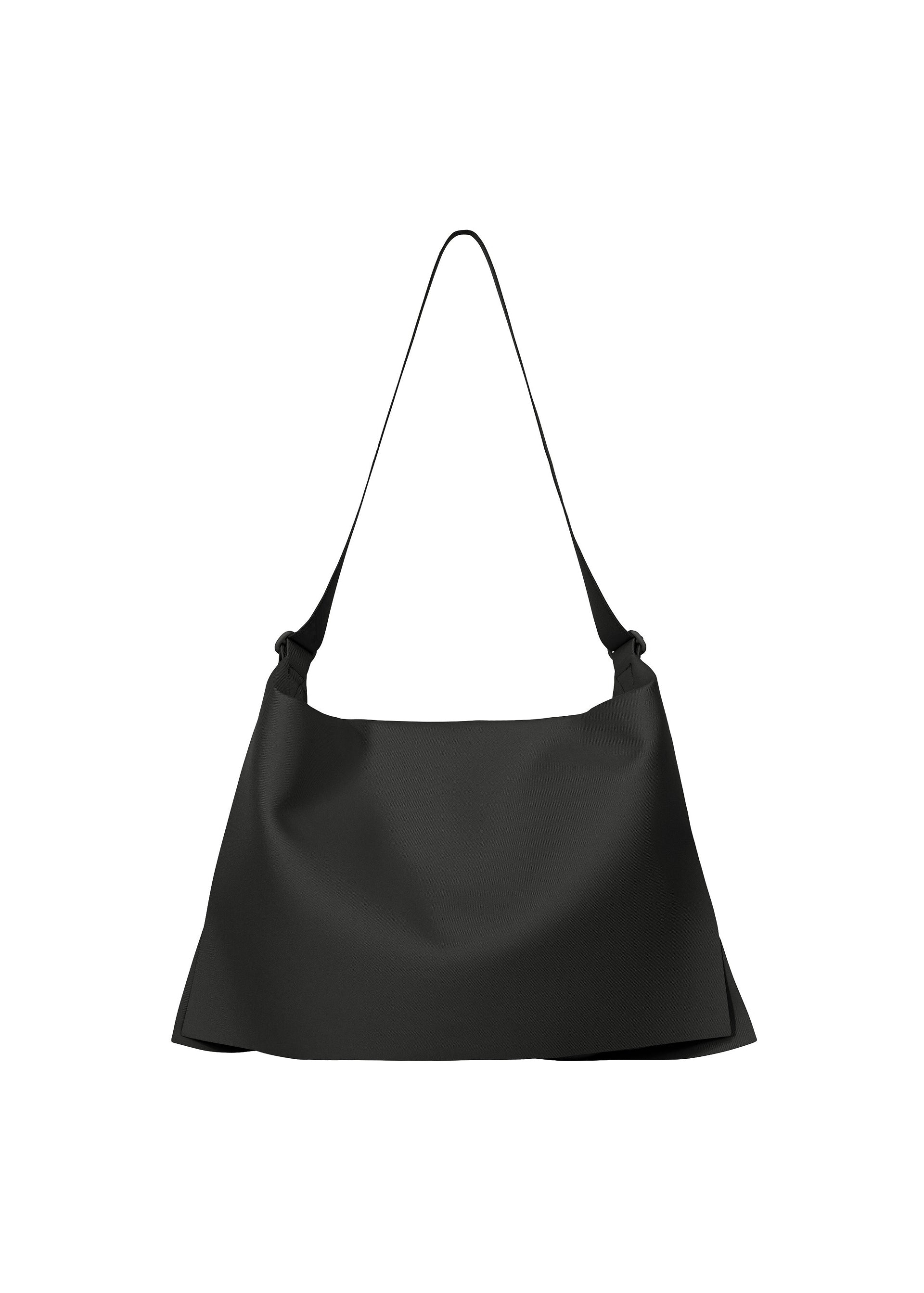 Issey Miyake Good Goods Roll kabelka přes rameno černá lehká