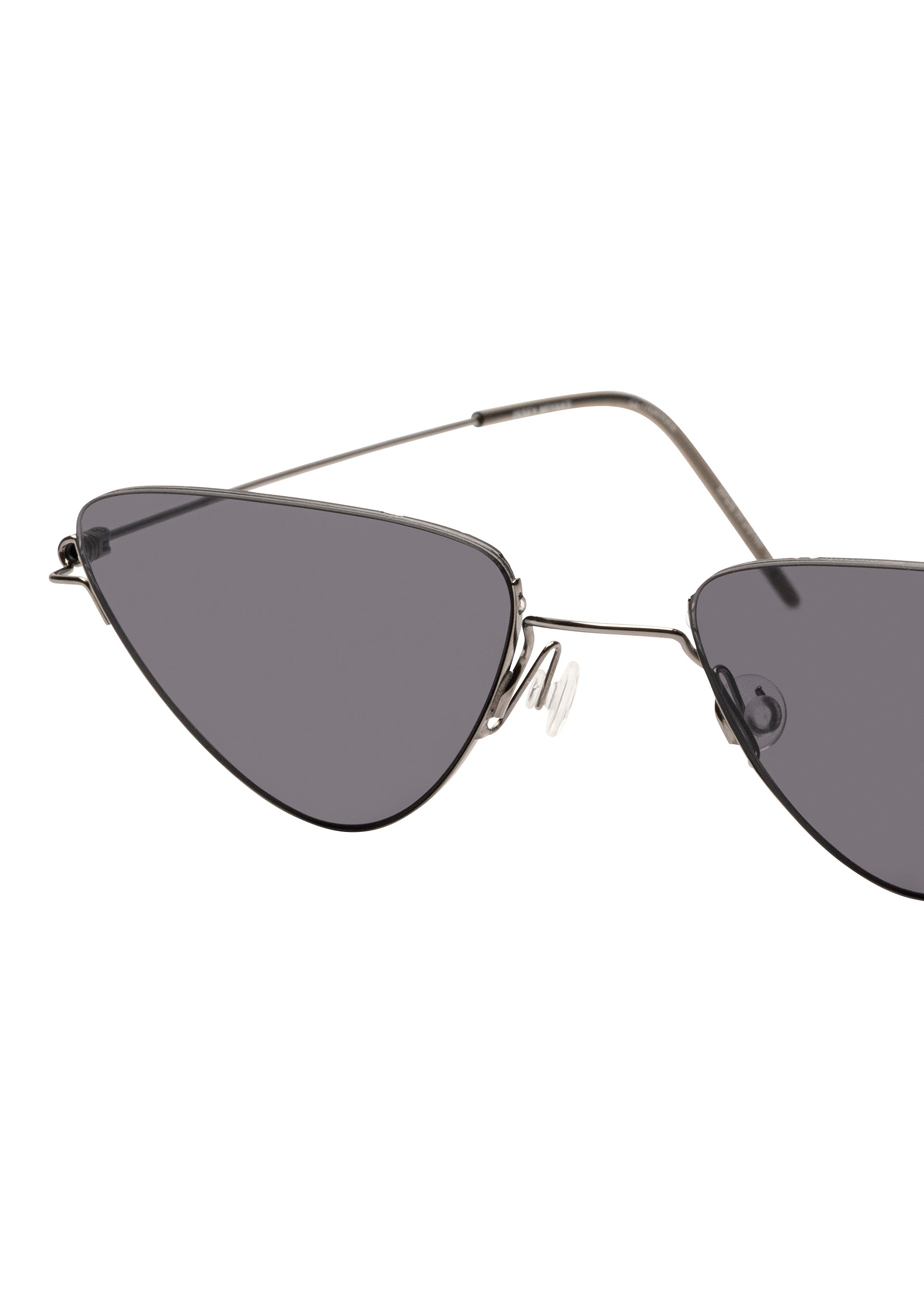 Issey Miyake Coil Triangle sluneční brýle gunmetal šedé