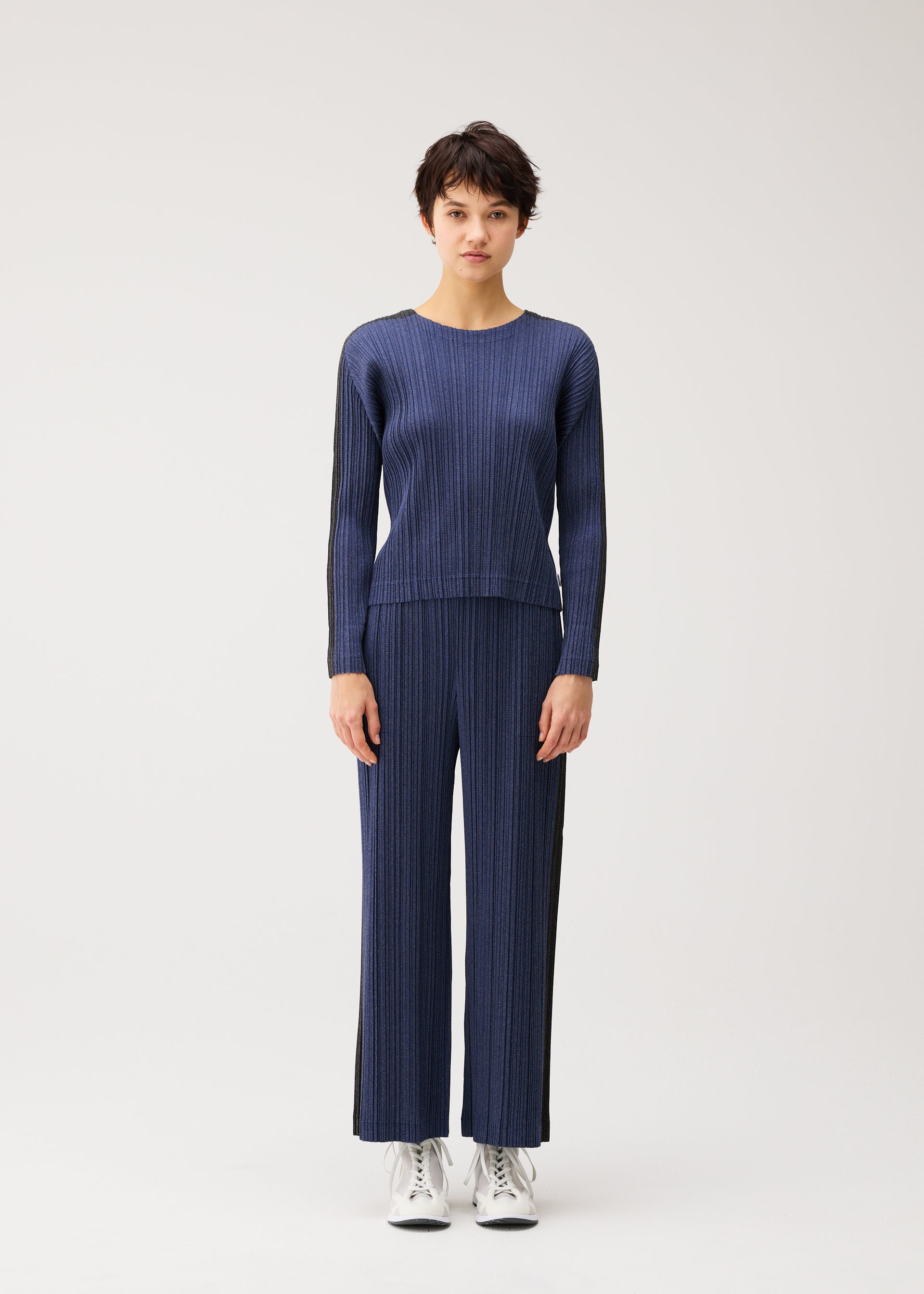 Pleats Please Issey Miyake Cotton Denim kalhoty navy lesklé