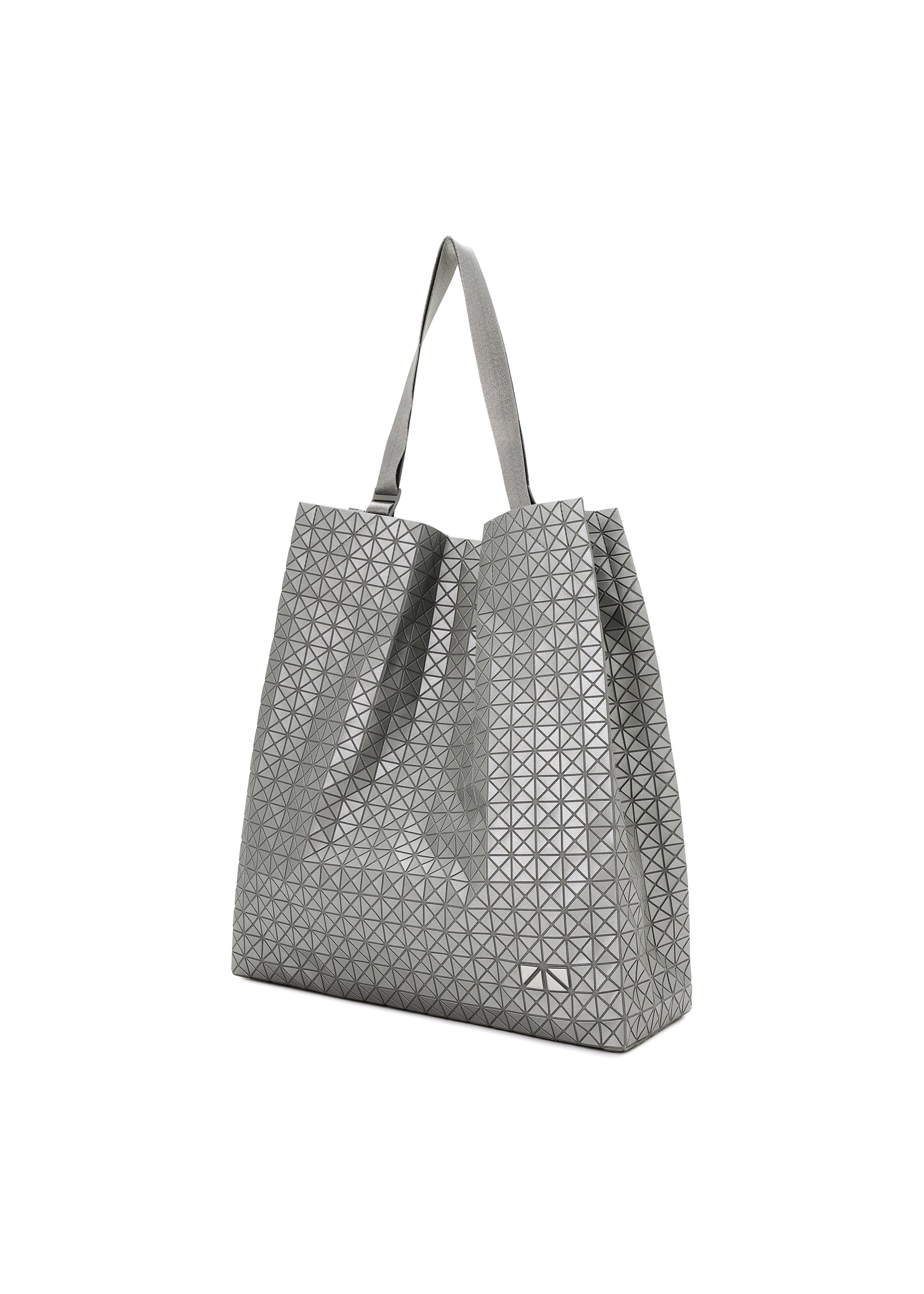 Issey Miyake Cart S Reflector tote kabelka silver na notebook