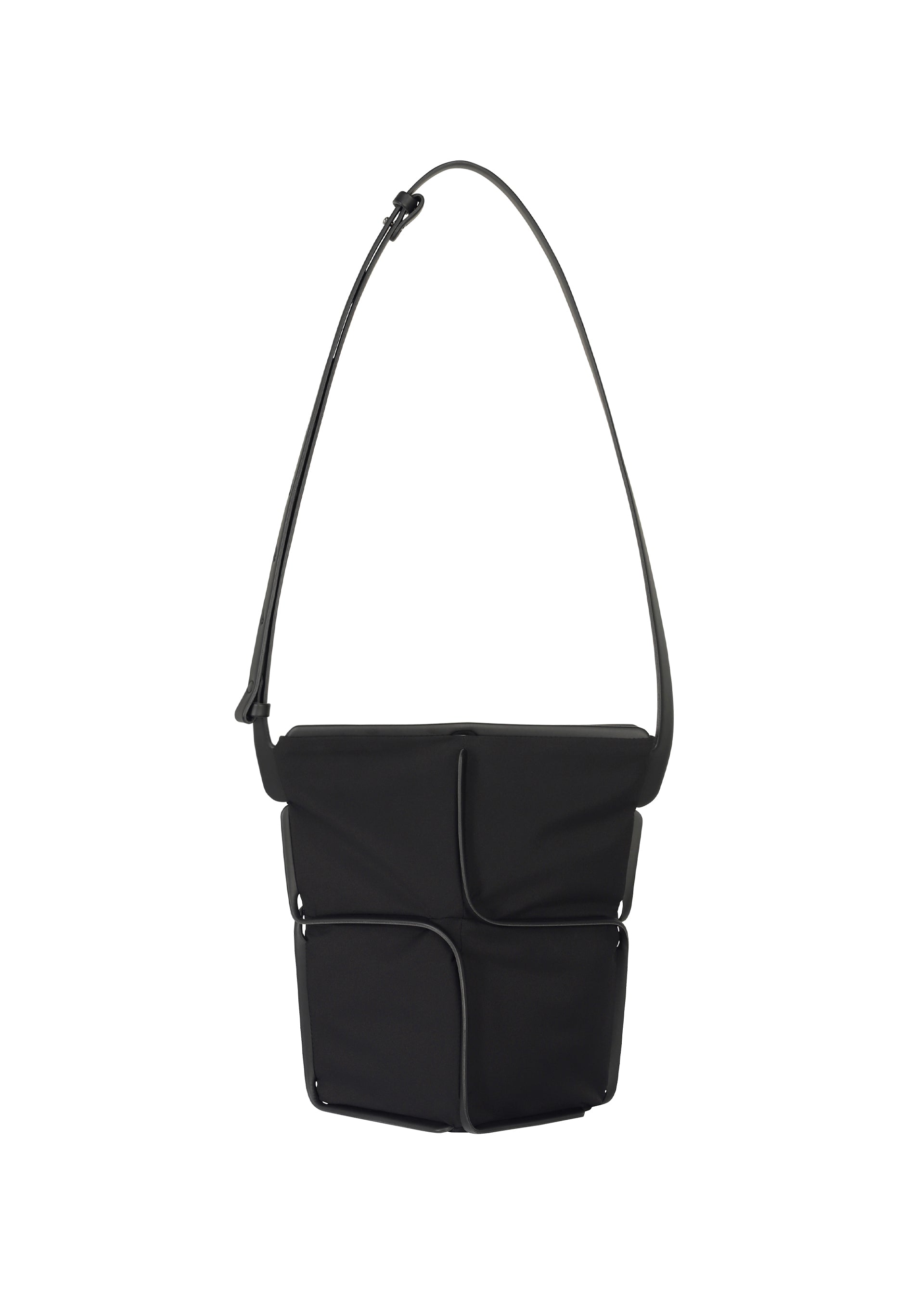 Issey Miyake Frame kabelka černá přes rameno