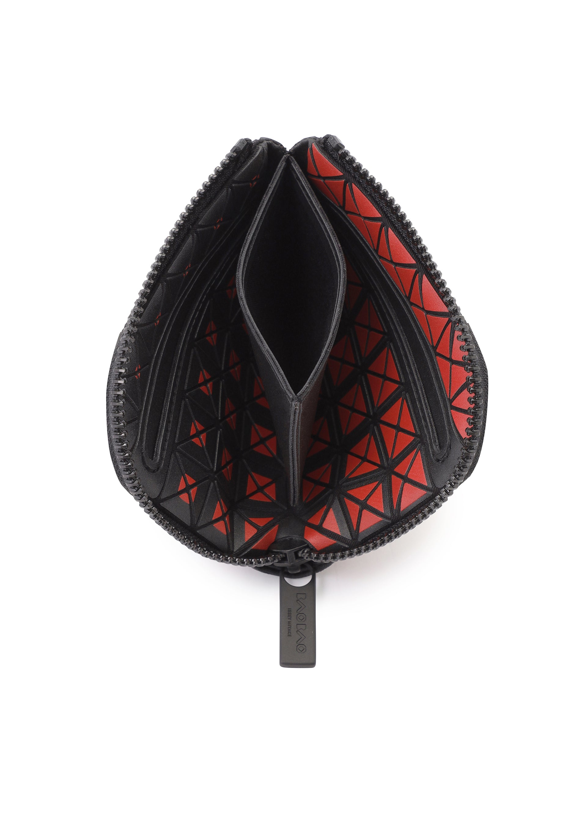 Issey Miyake Clam Wallet Gradual mini peněženka červená