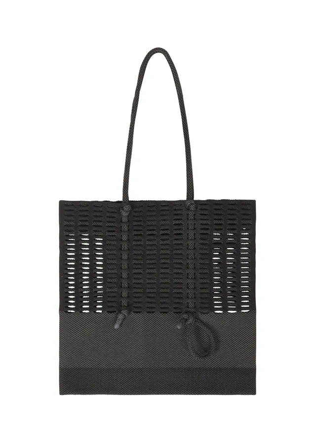 Issey Miyake Mokko Knot tote černohnědá pletená