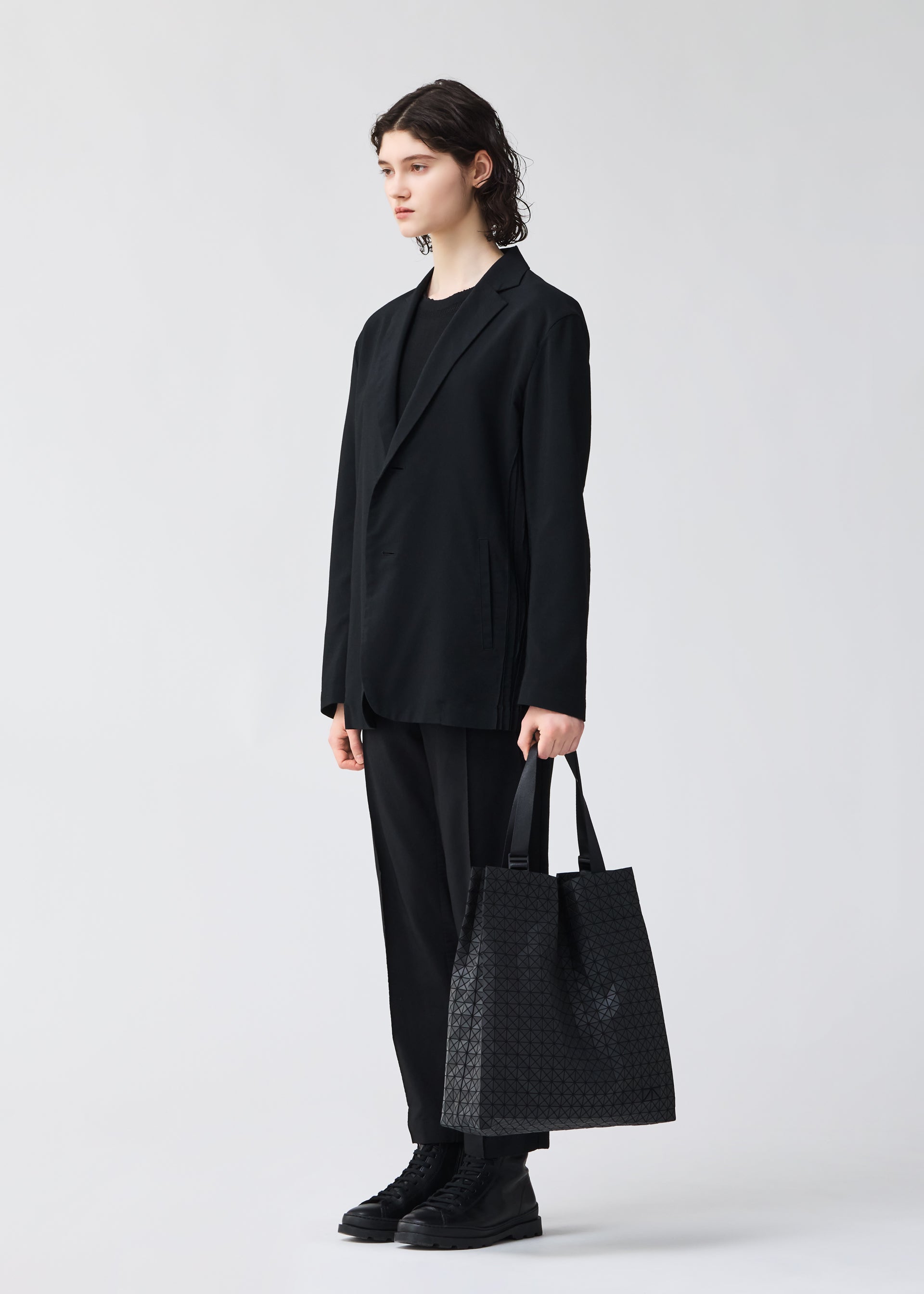 Issey Miyake Cart S tote černá matná na notebook