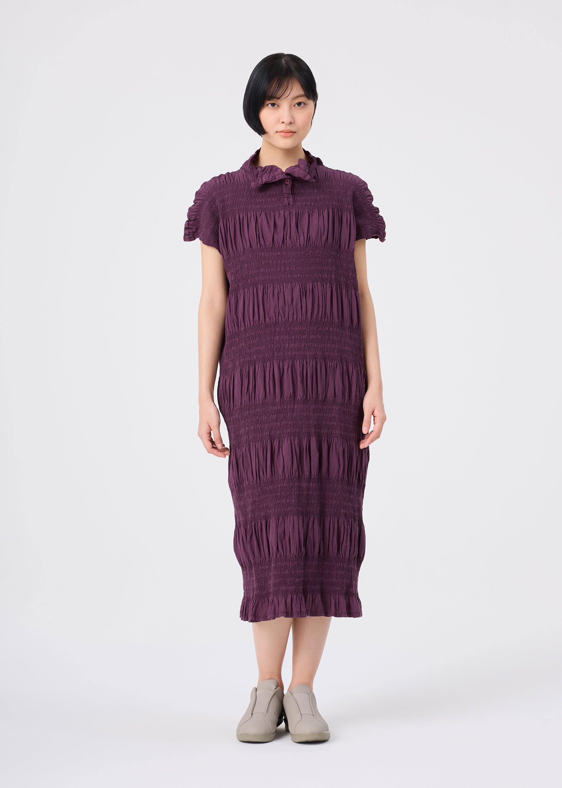 Issey Miyake Shrink Stripe košilové šaty černá