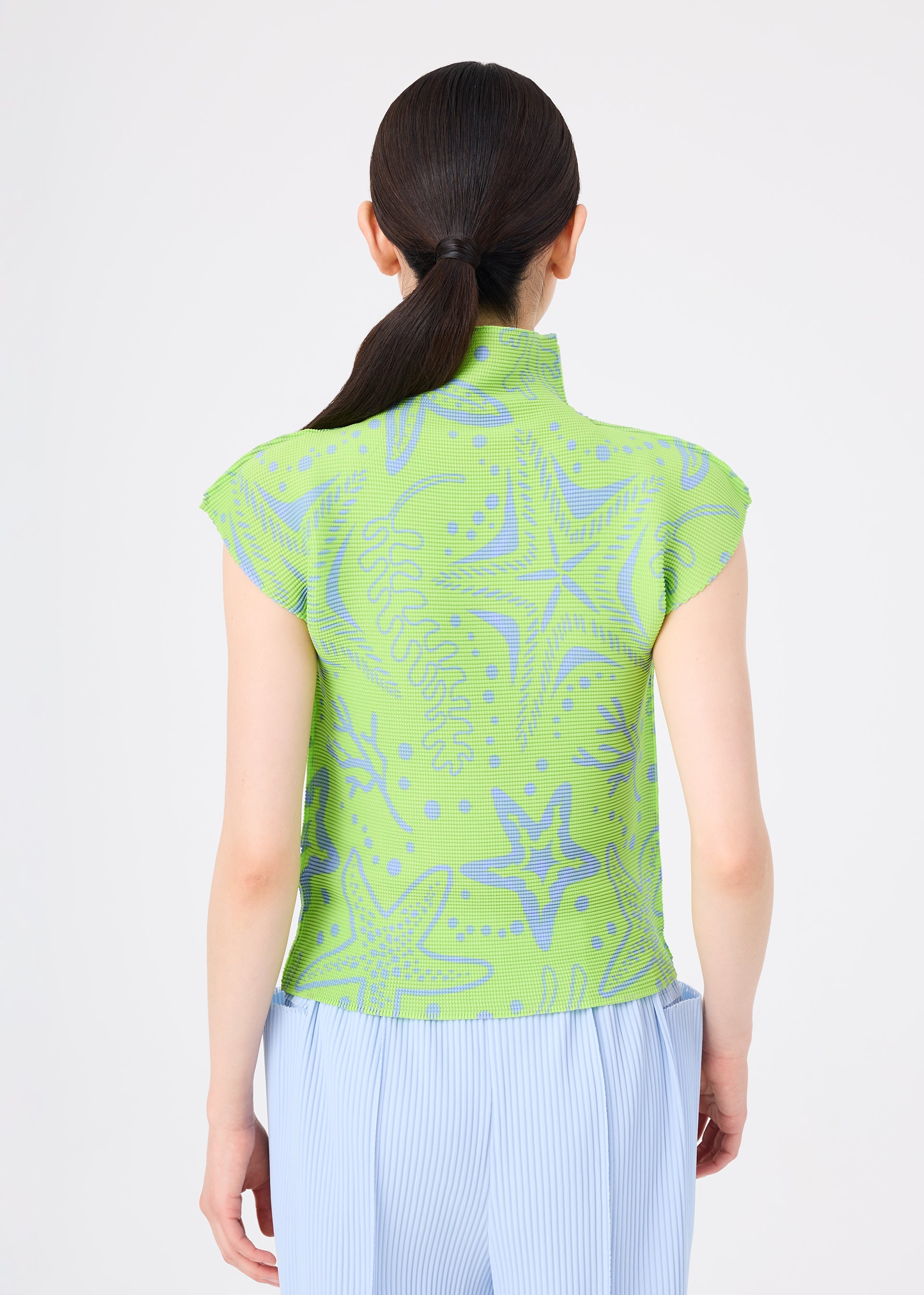 me ISSEY MIYAKE STARFISH top černá plisovaný