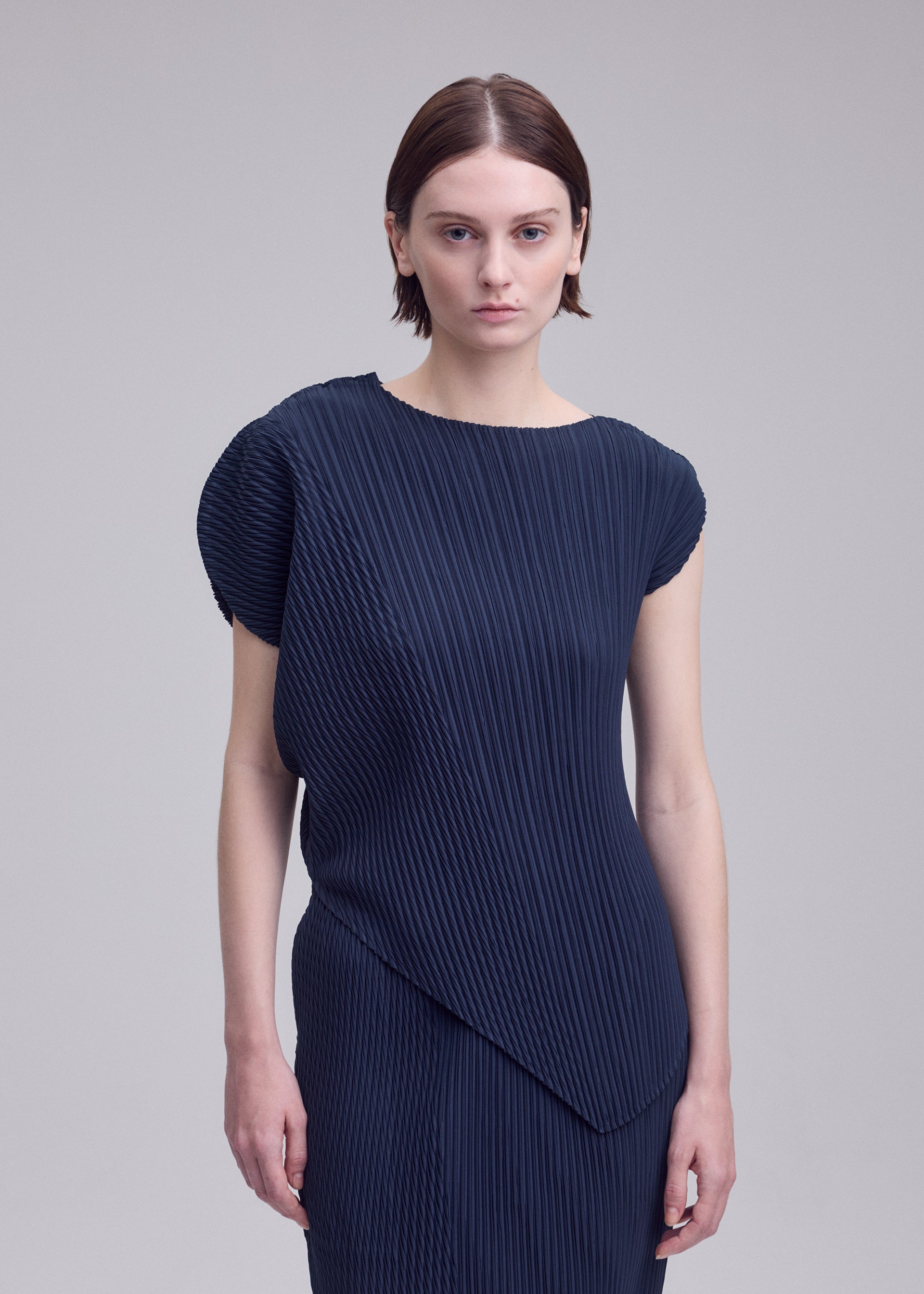 Issey Miyake Leaf Pleats top off-white vel. 2 plisé
