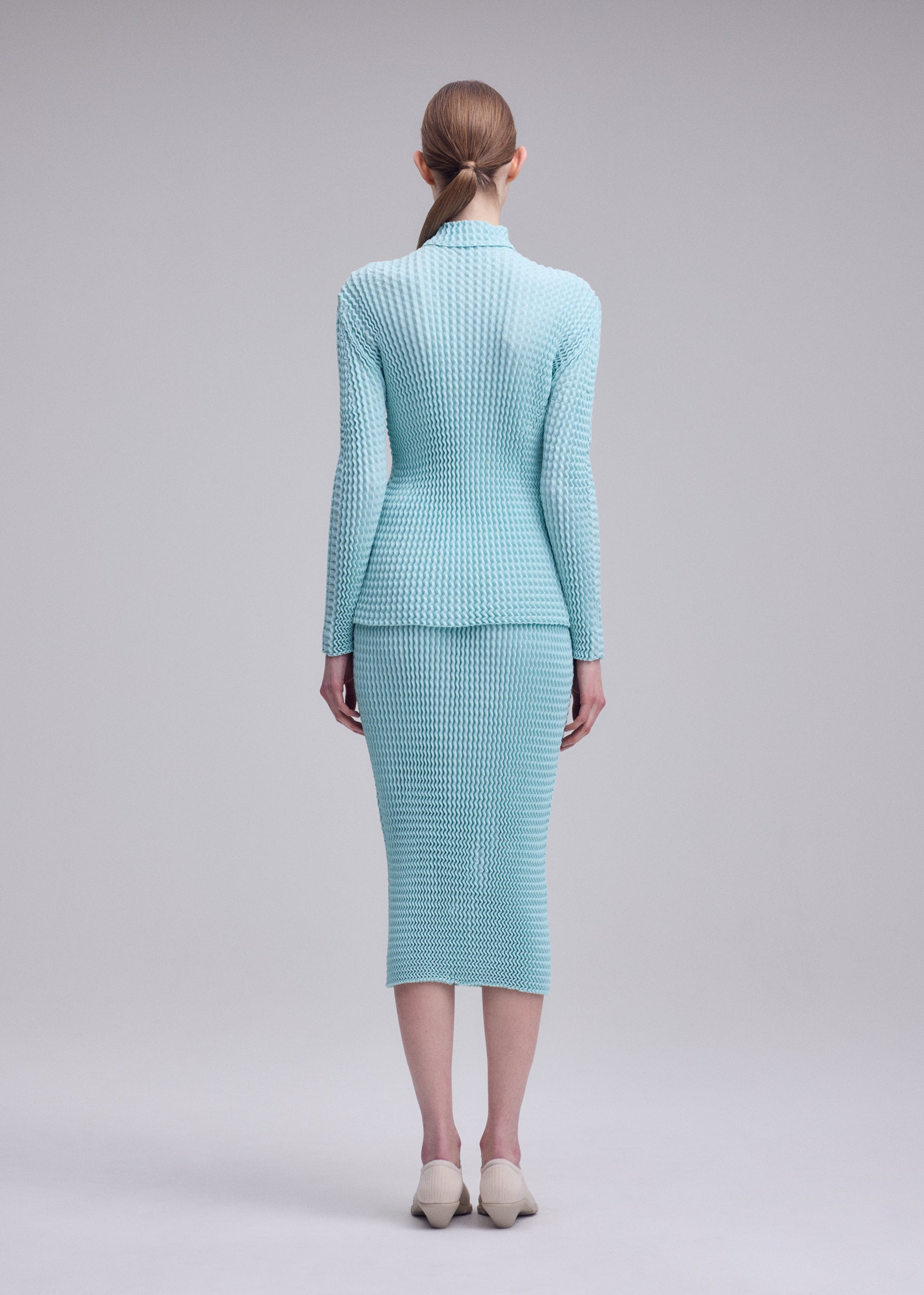 Issey Miyake Spongy-68 polo triko šedé pletené
