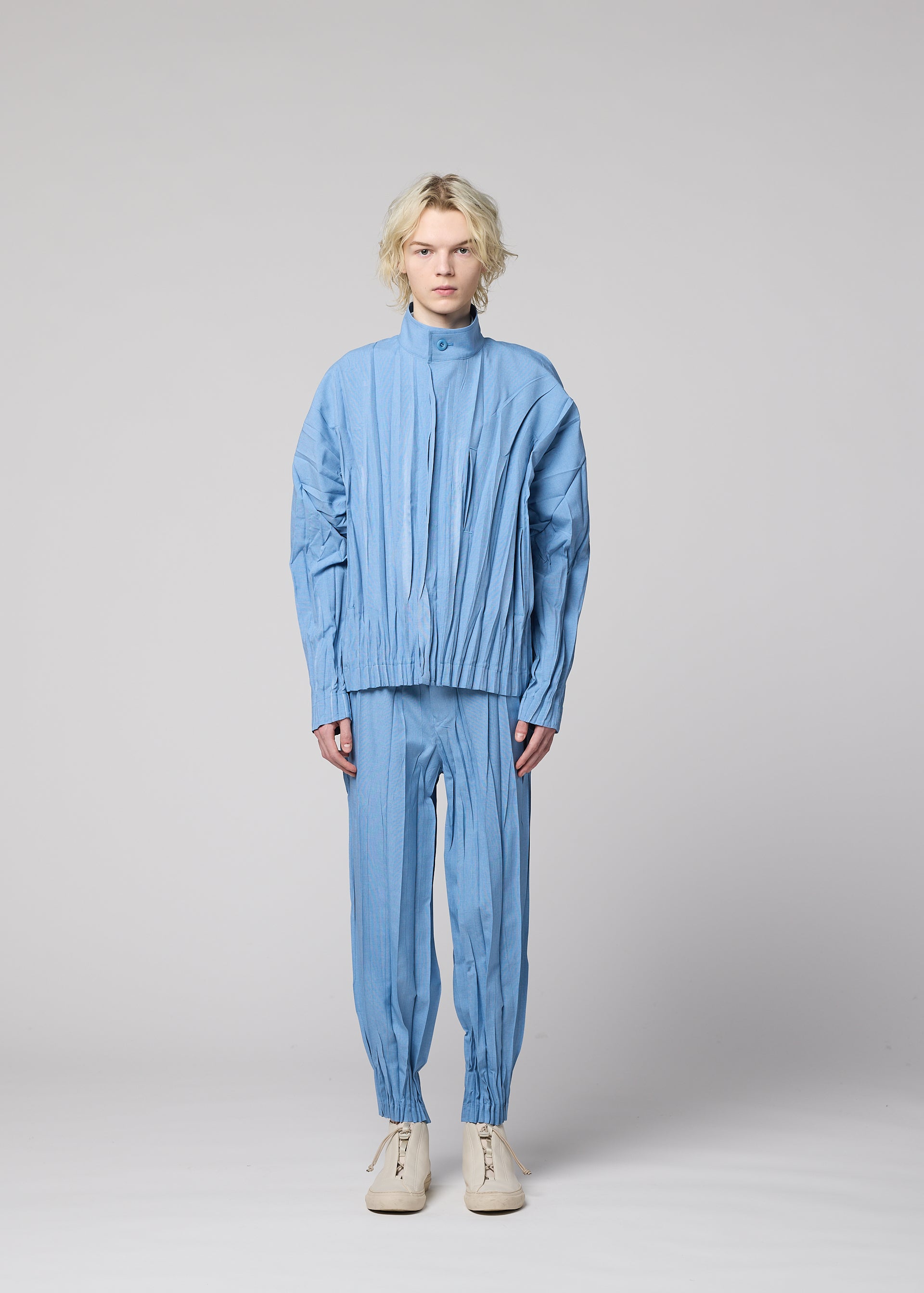 Issey Miyake IM MEN EDGE plisovaná bunda béžová vel. 2