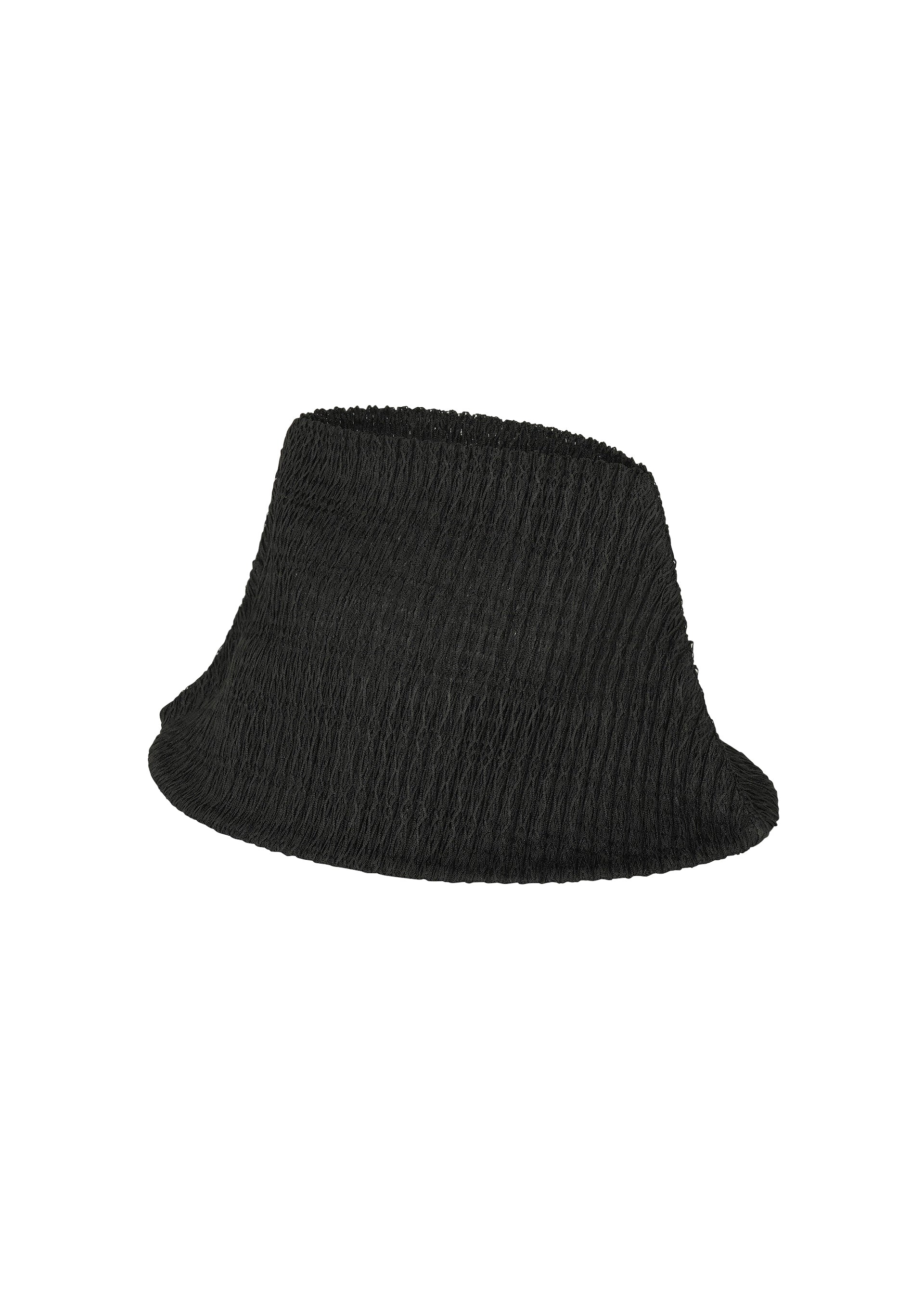 Issey Miyake Mesh Pleats klobouk bílý