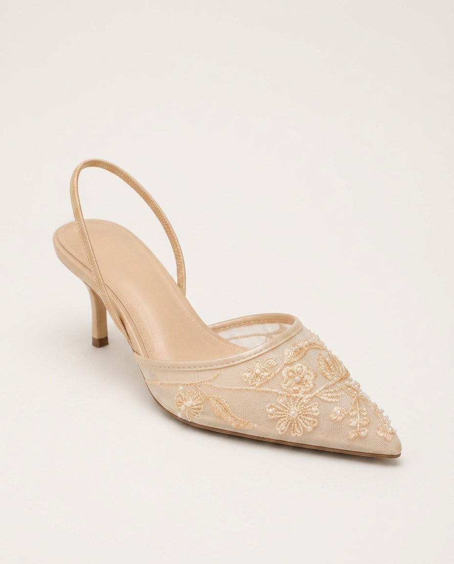 Norielle krajkové slingback lodičky kitten podpatek bílé