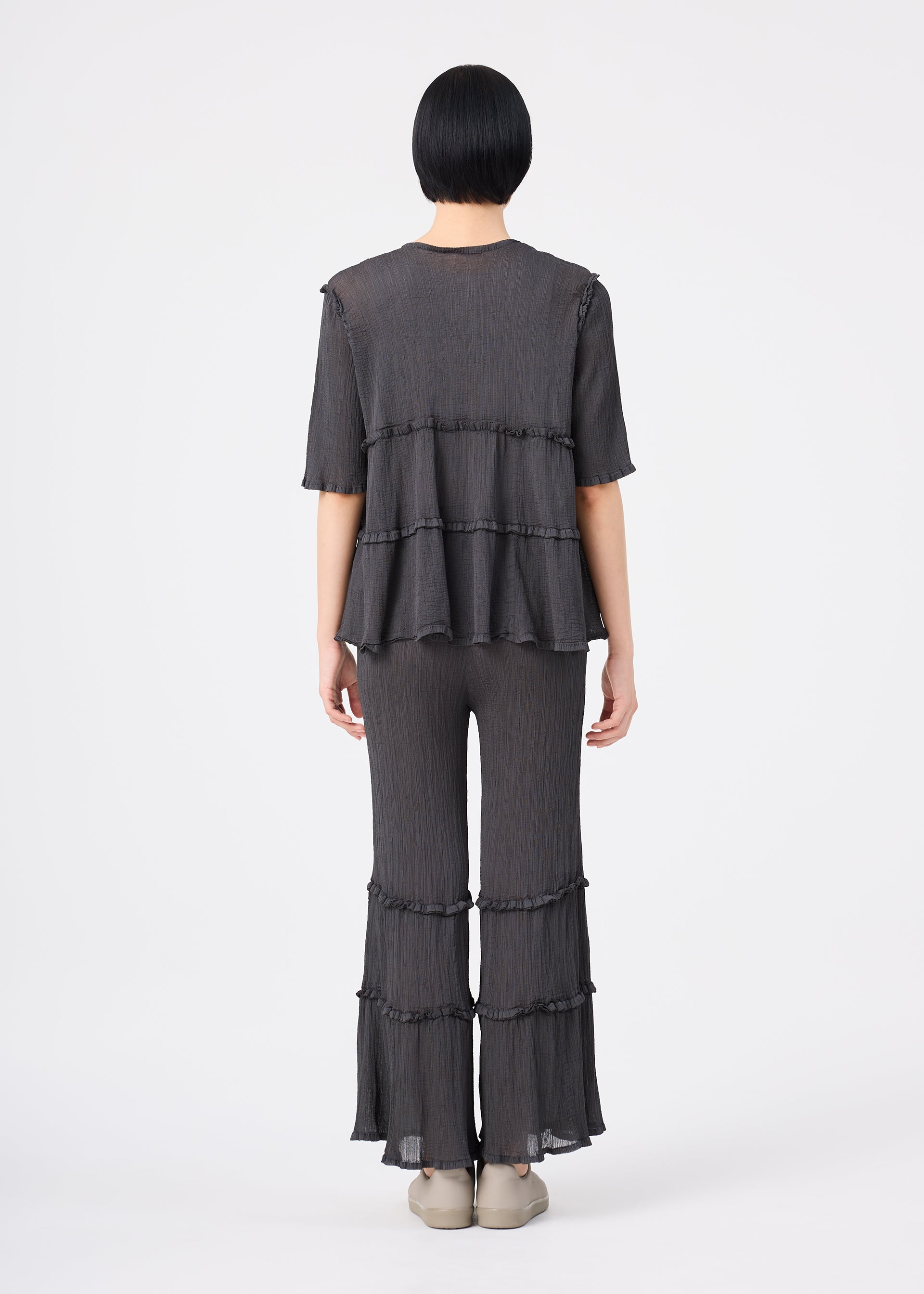 Issey Miyake Flare See-Through Crepe kalhoty charcoal