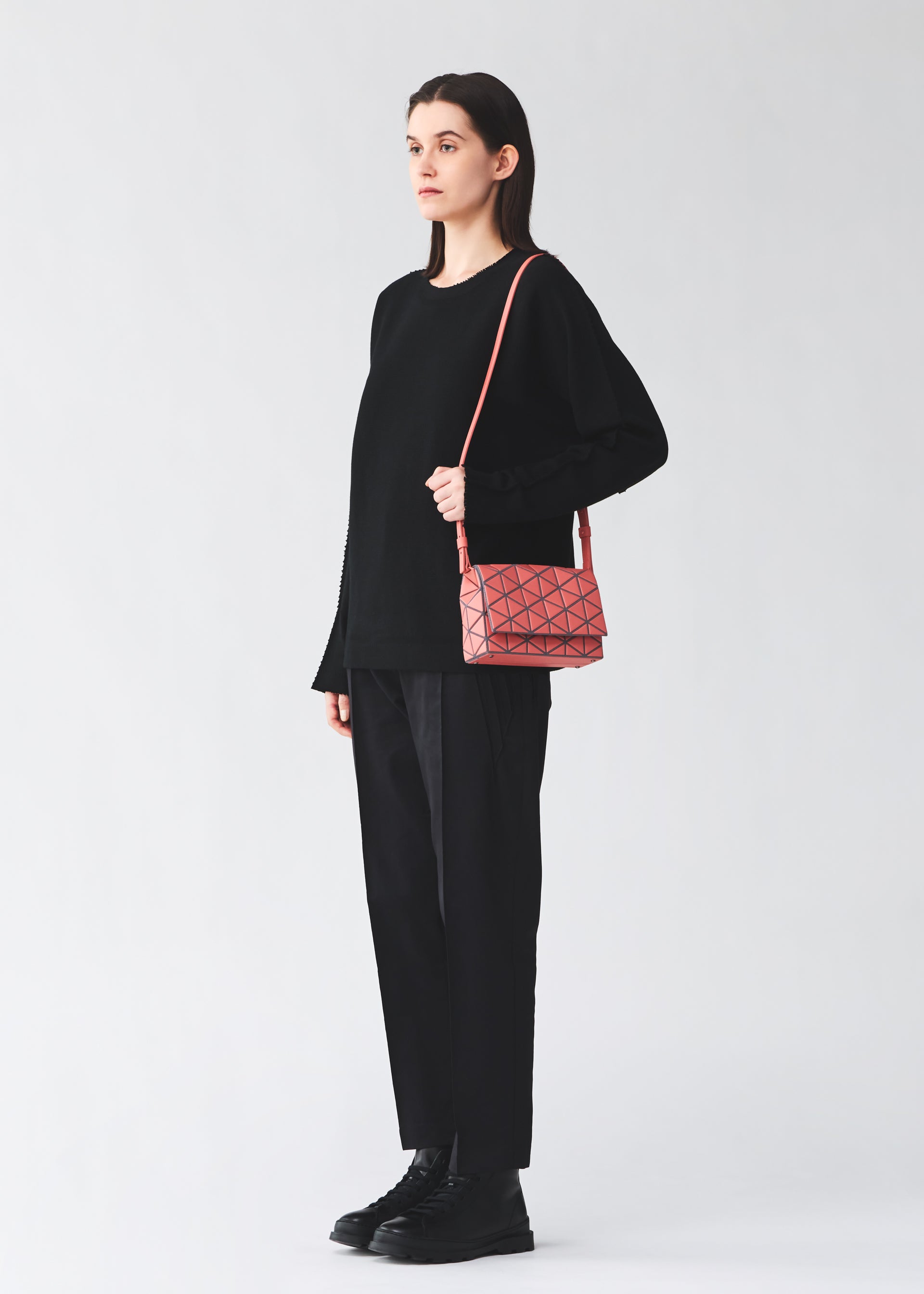 Bao Bao Issey Miyake Fossette kabelka matte black 2v1