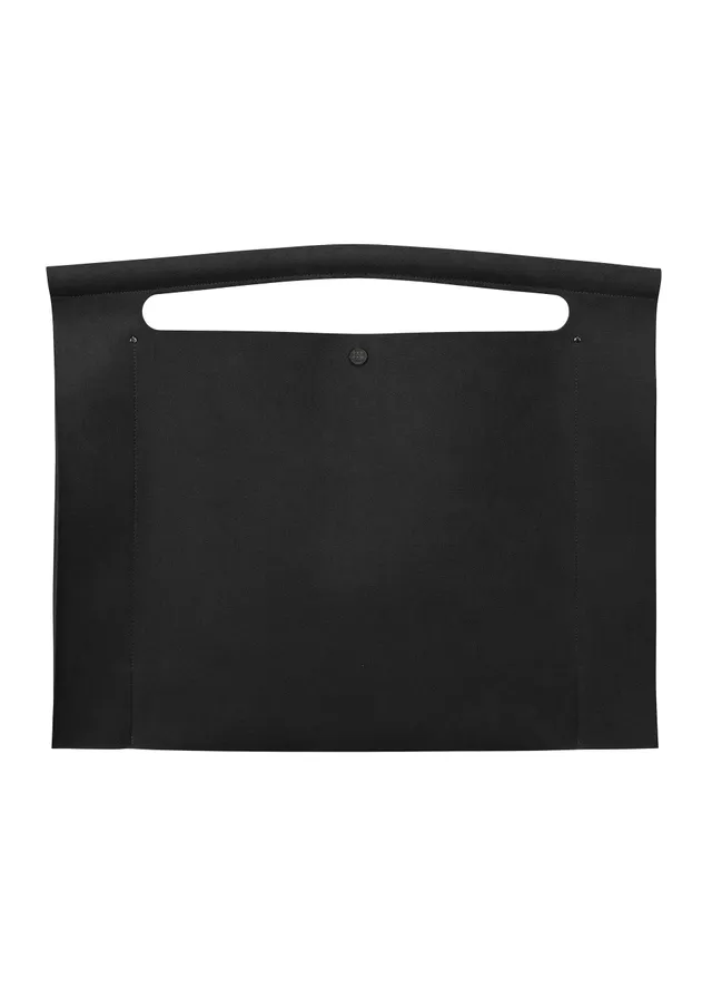 Issey Miyake Kururi kabelka černá rolovací mini