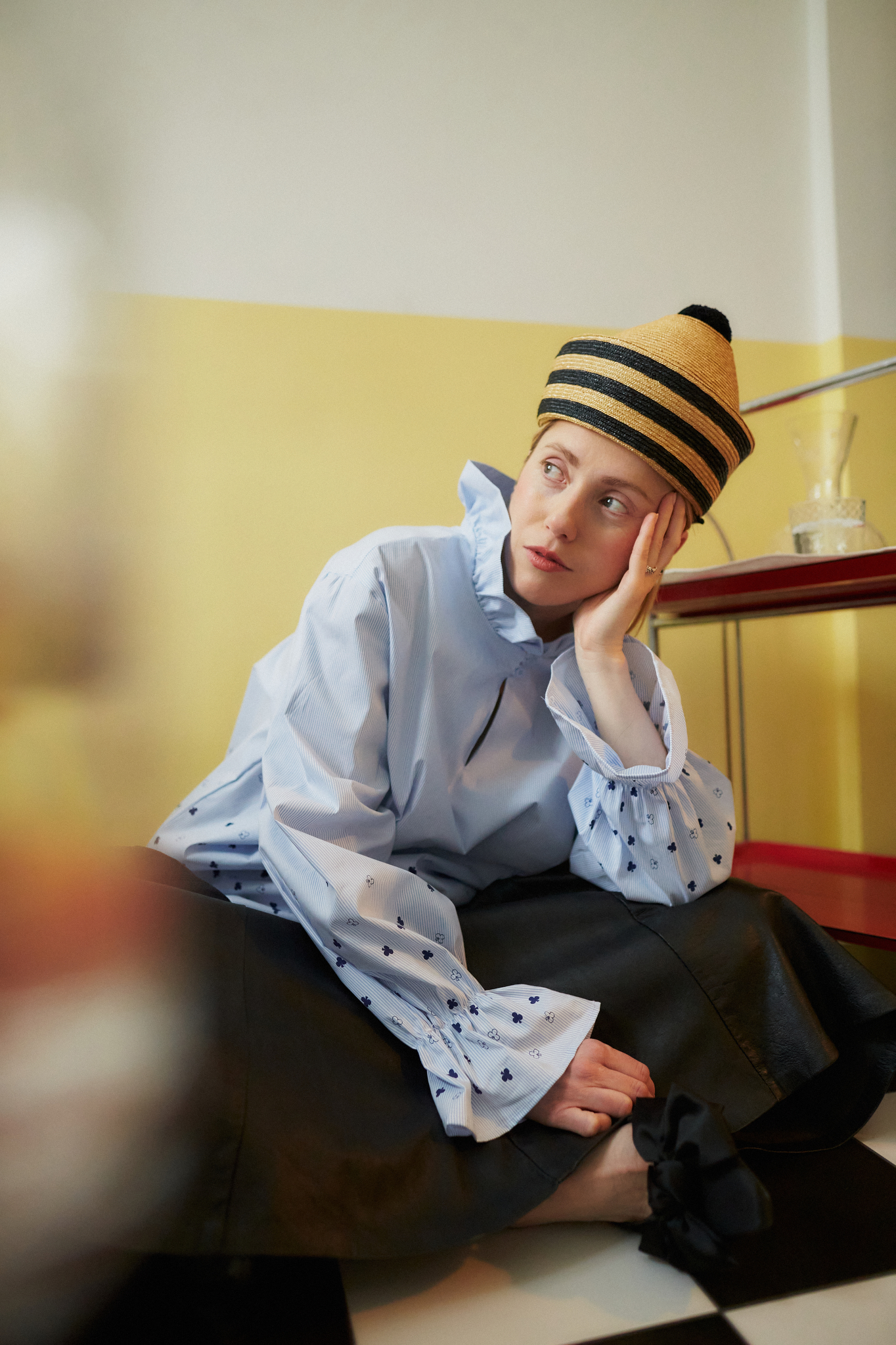 Aurelia & Zwei Frauen Baby Blue Shirt with Ruffle košile bavlněná