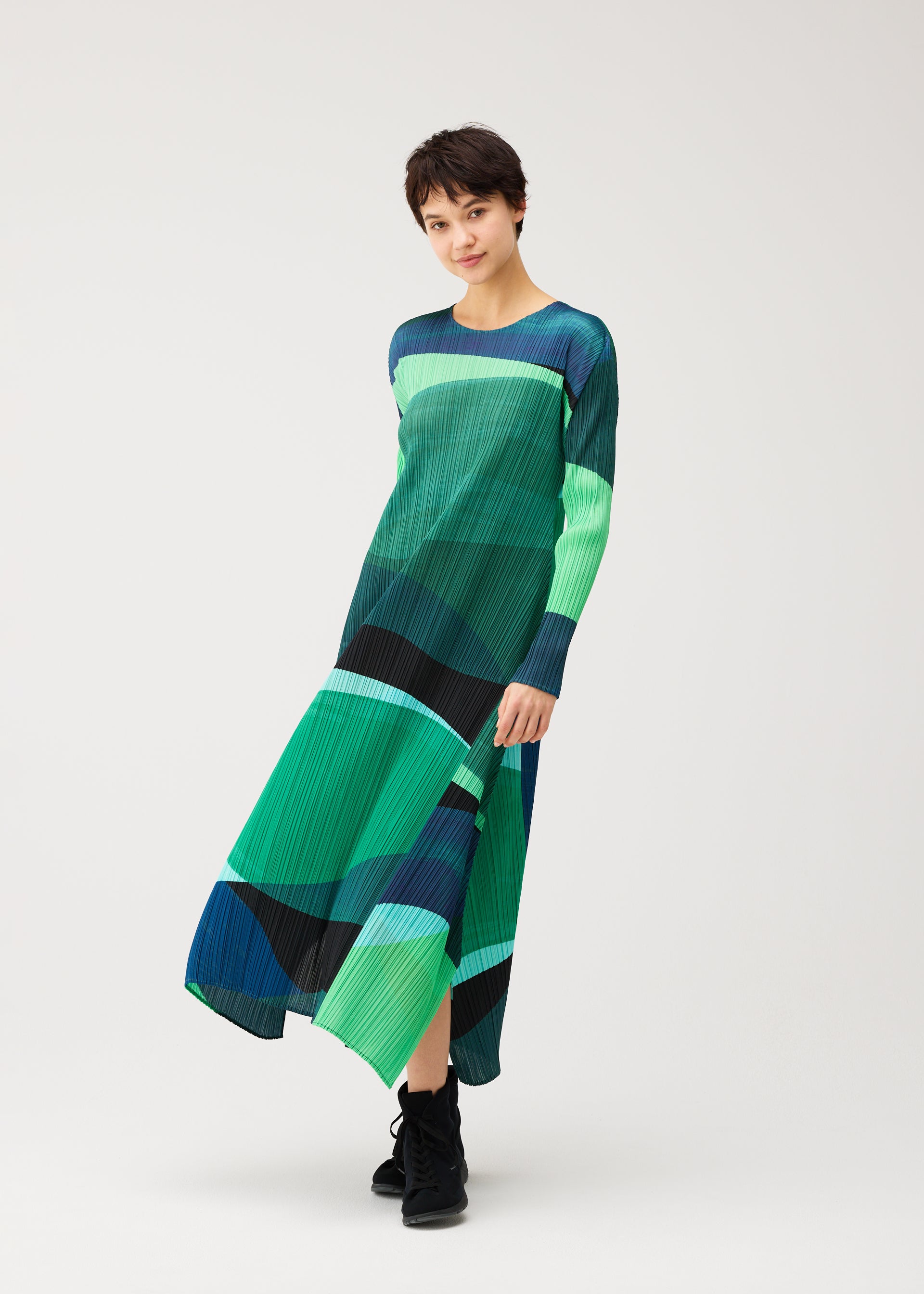 Issey Miyake Orbit šaty zelené pletené s dlouhým rukávem