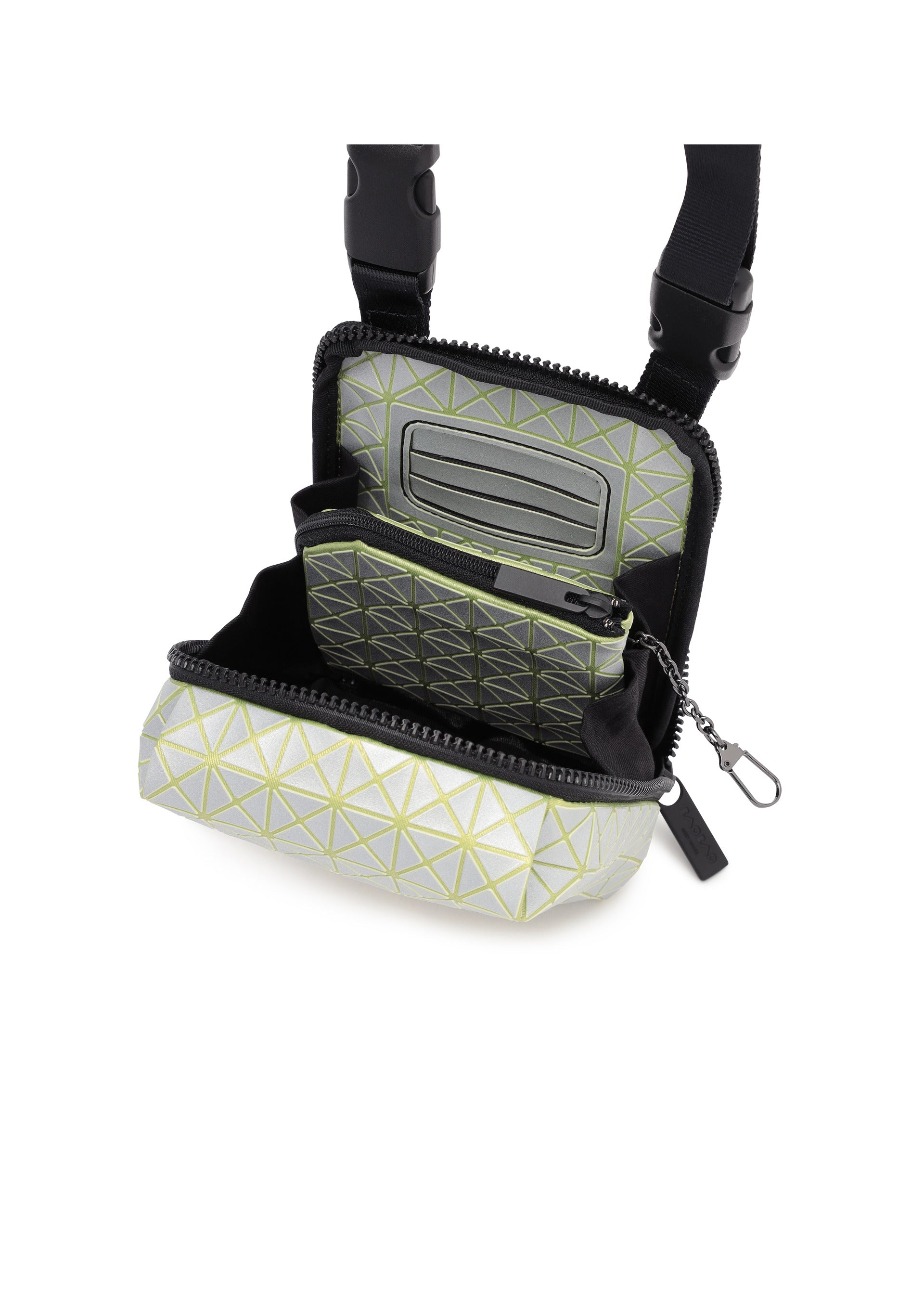 Issey Miyake Beetle Reflector crossbody black reflexní