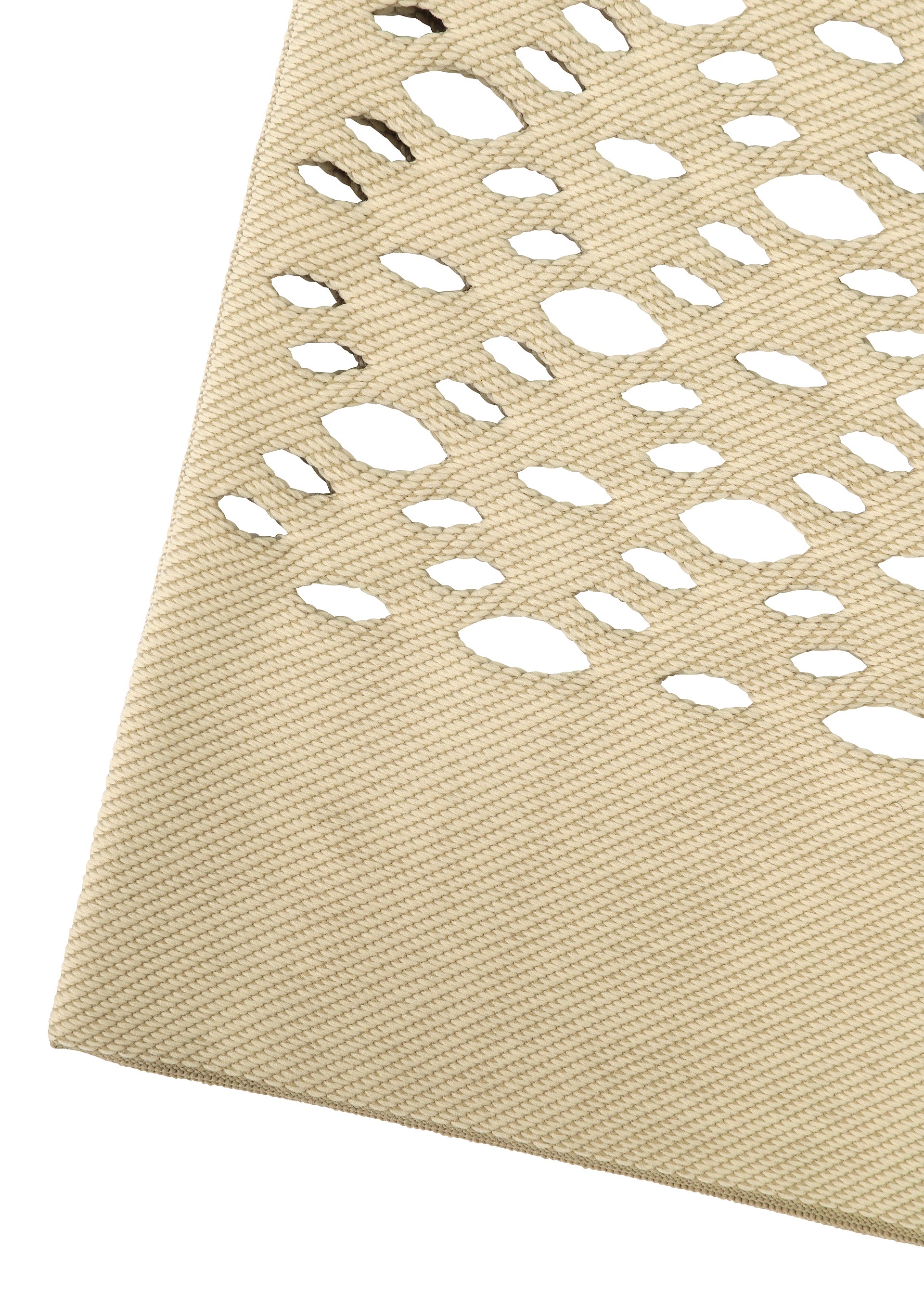 Issey Miyake Good Goods Mokko Basket tote krémová