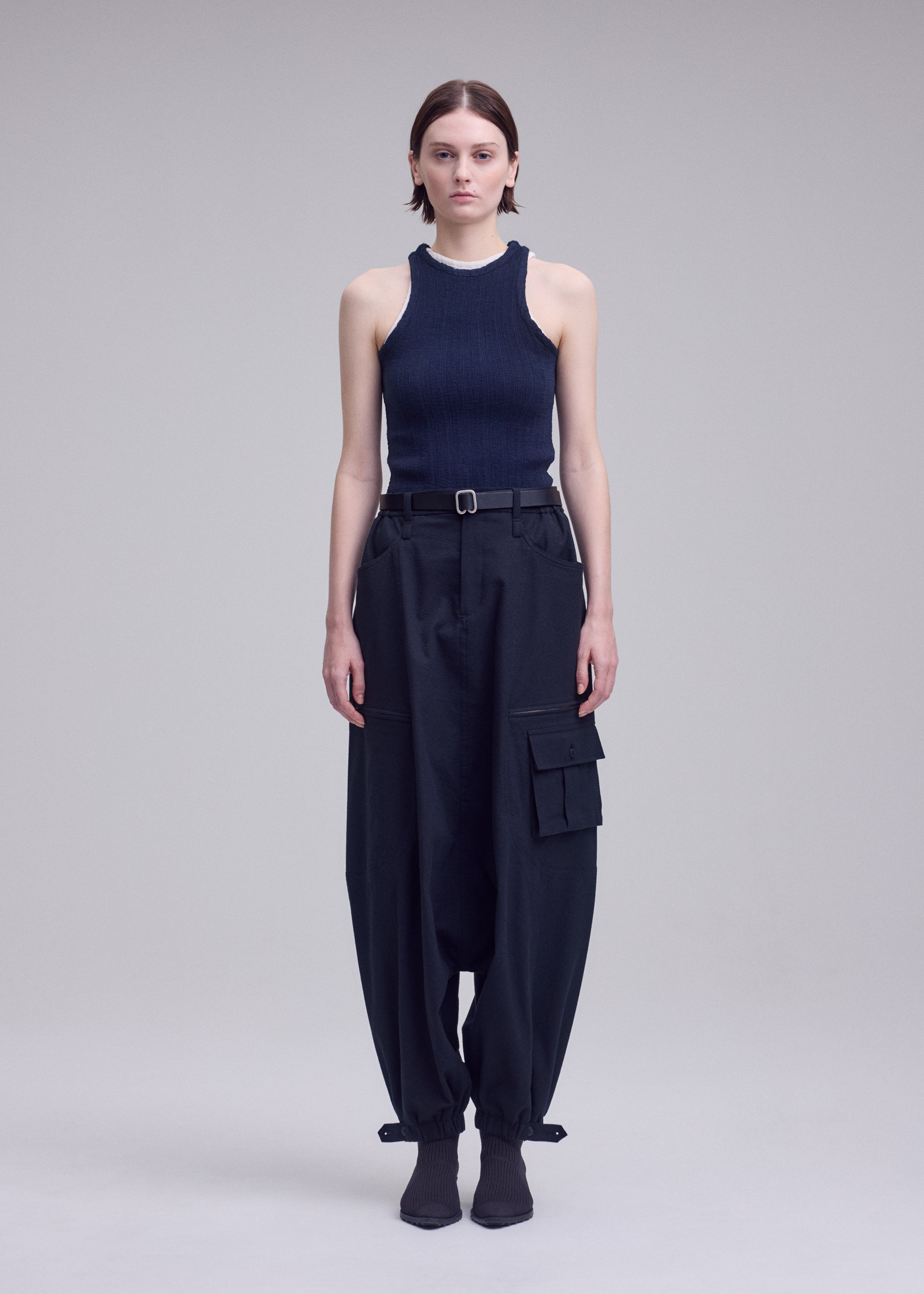 Issey Miyake Grainy kalhoty černé sarouel