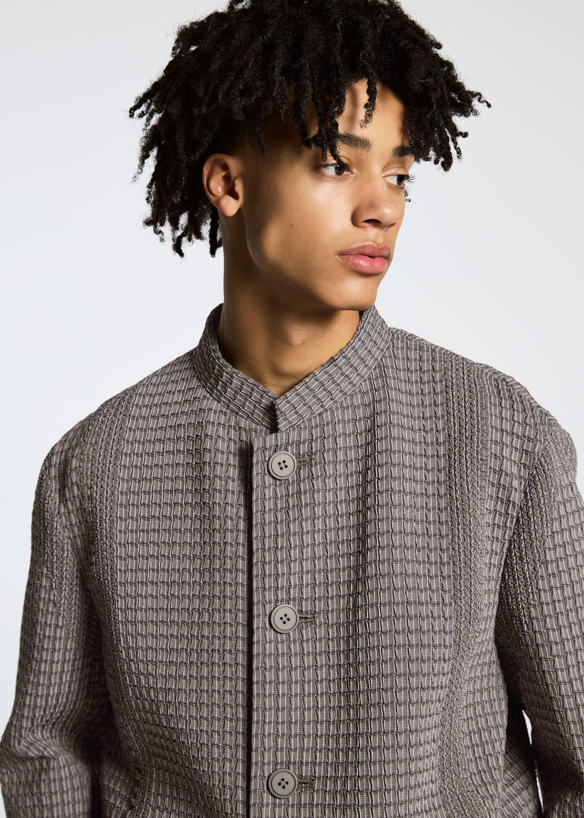 Issey Miyake Type-O 014 bunda Grayish Brown pružná