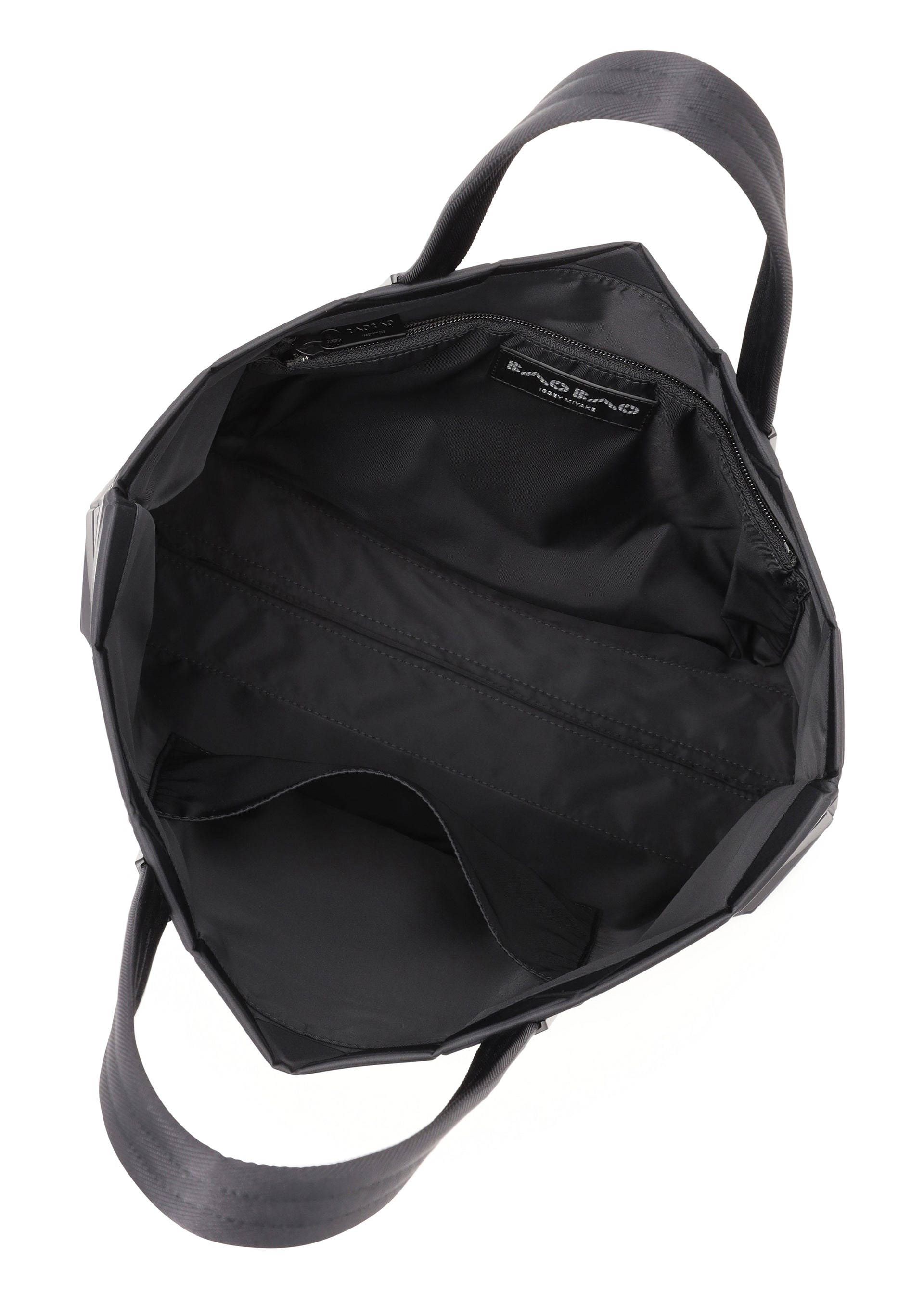 Issey Miyake Track large tote kabelka černá trojúhelník