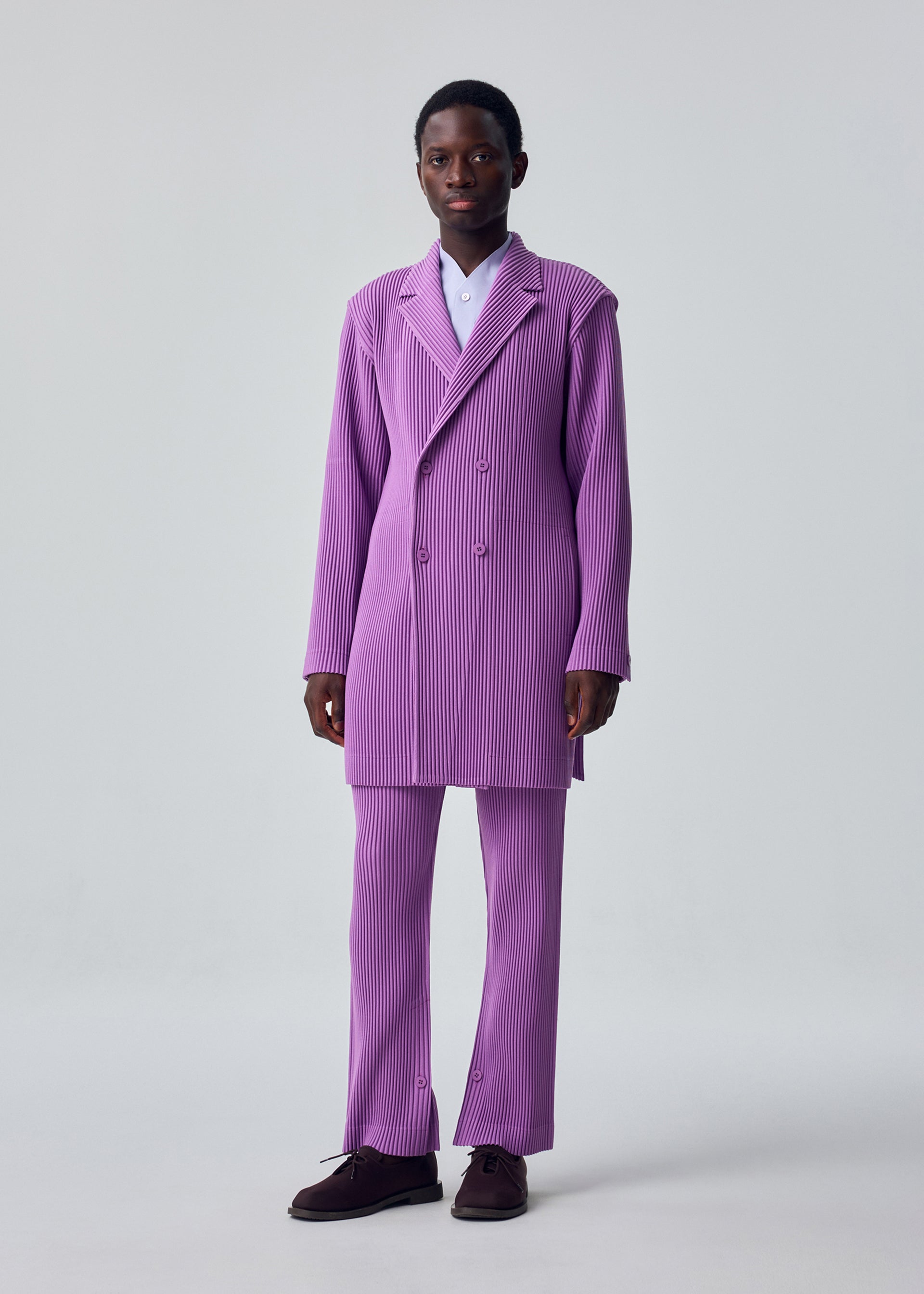 Issey Miyake Kersey Pleats sako hnědé dlouhé