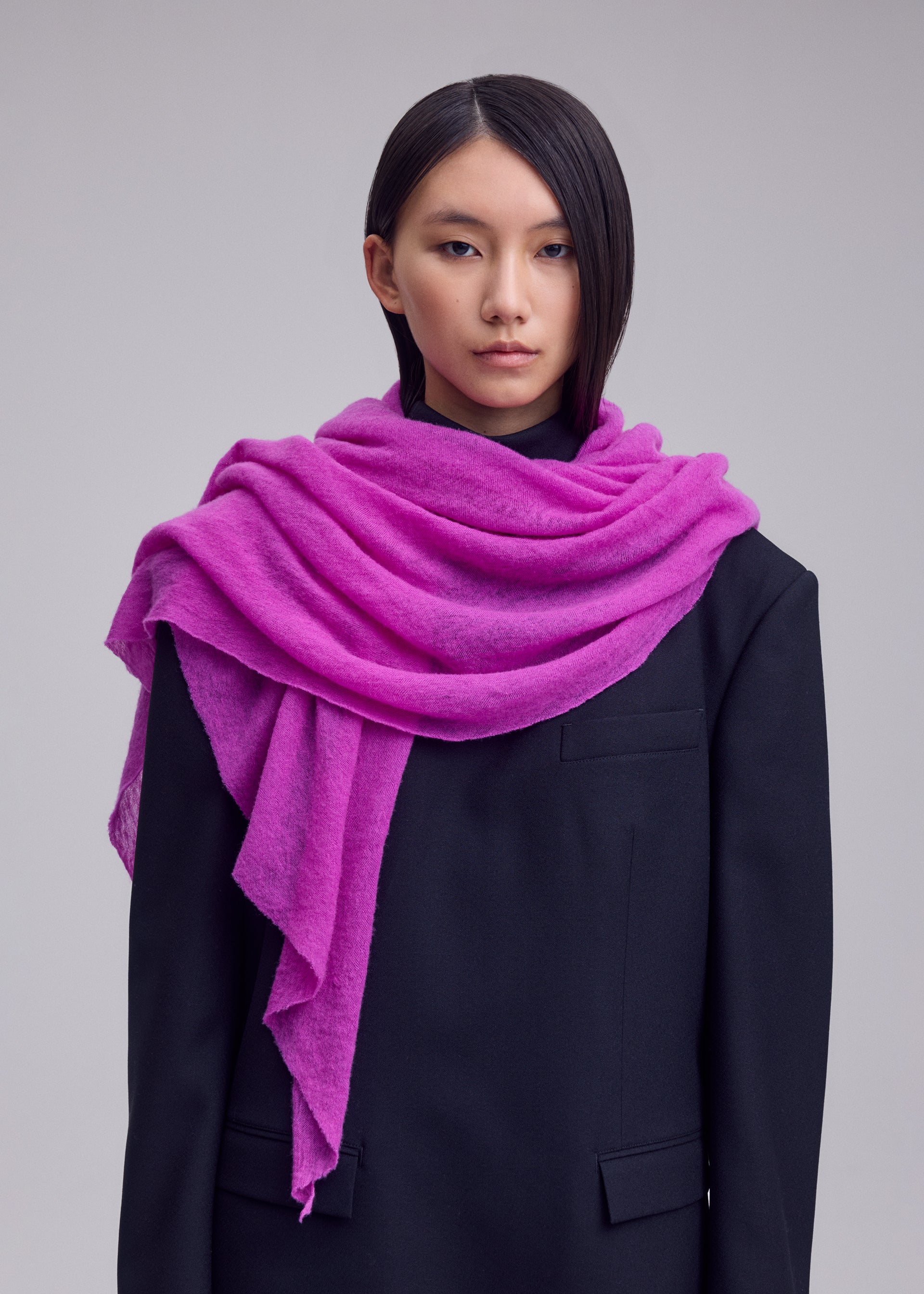 Issey Miyake Cashmere Knit štola black z kašmíru