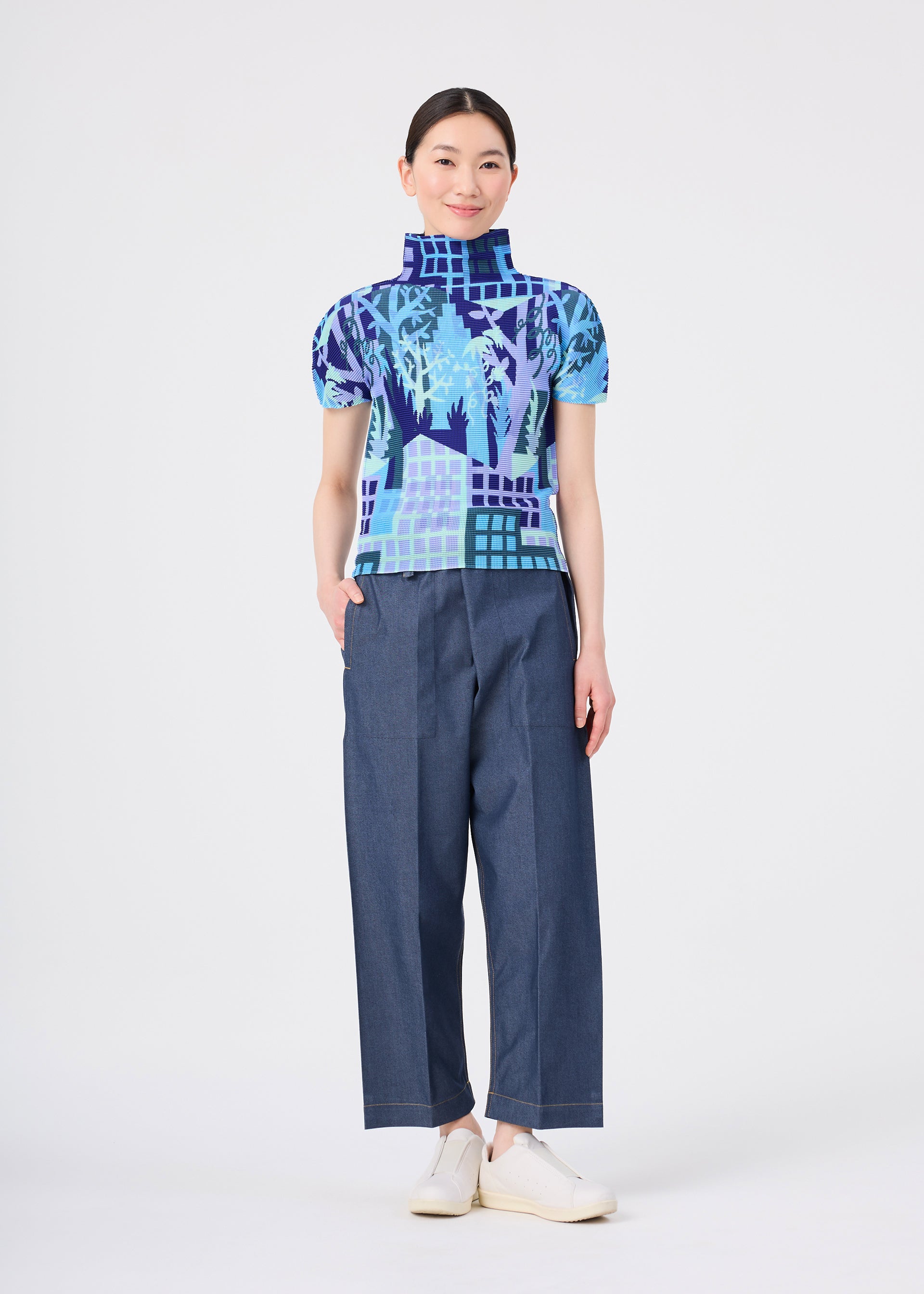 me Issey Miyake Building triko Gray-Hued stretch plisé