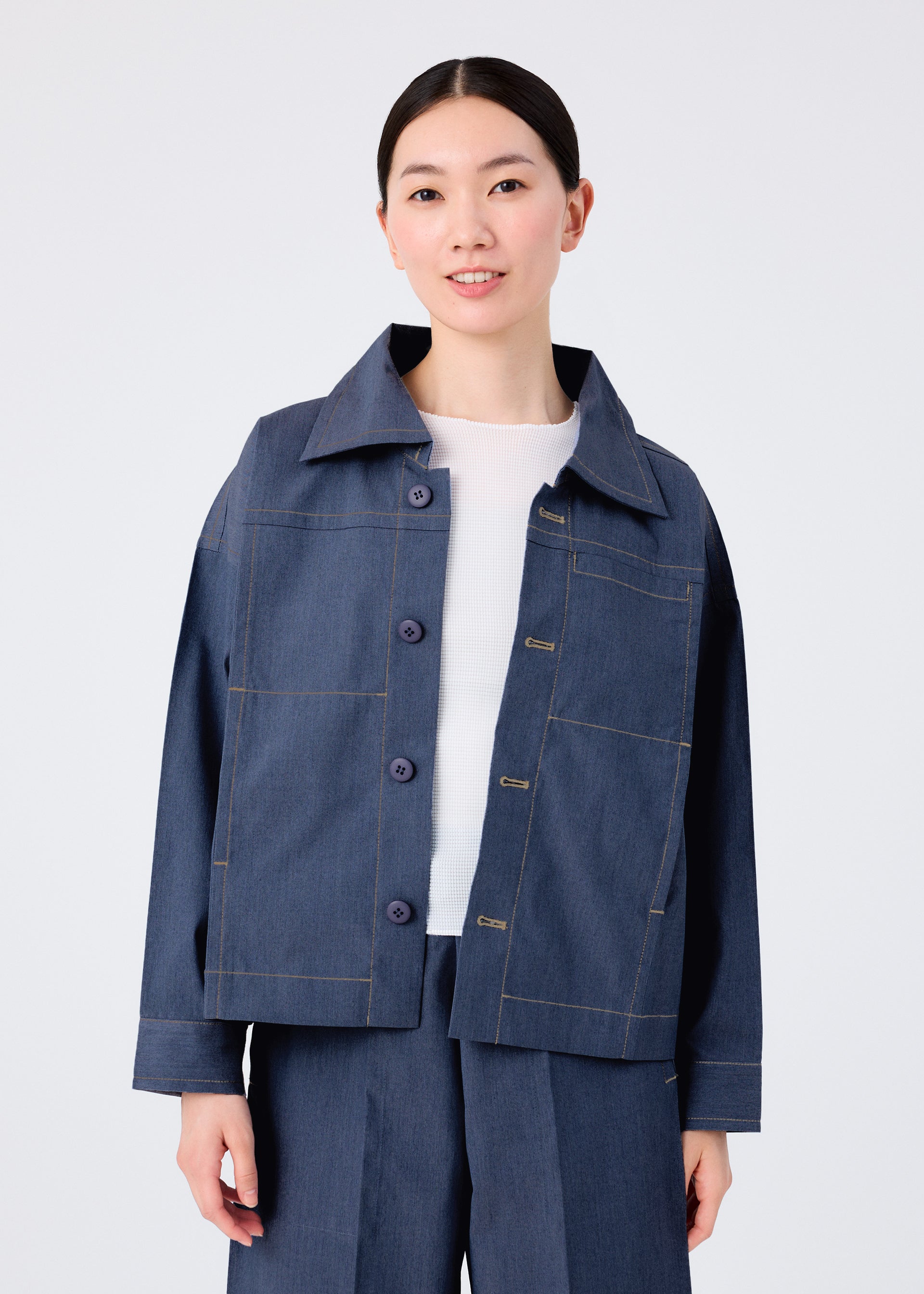 Issey Miyake Flat Denim bunda indigová recyklovaná