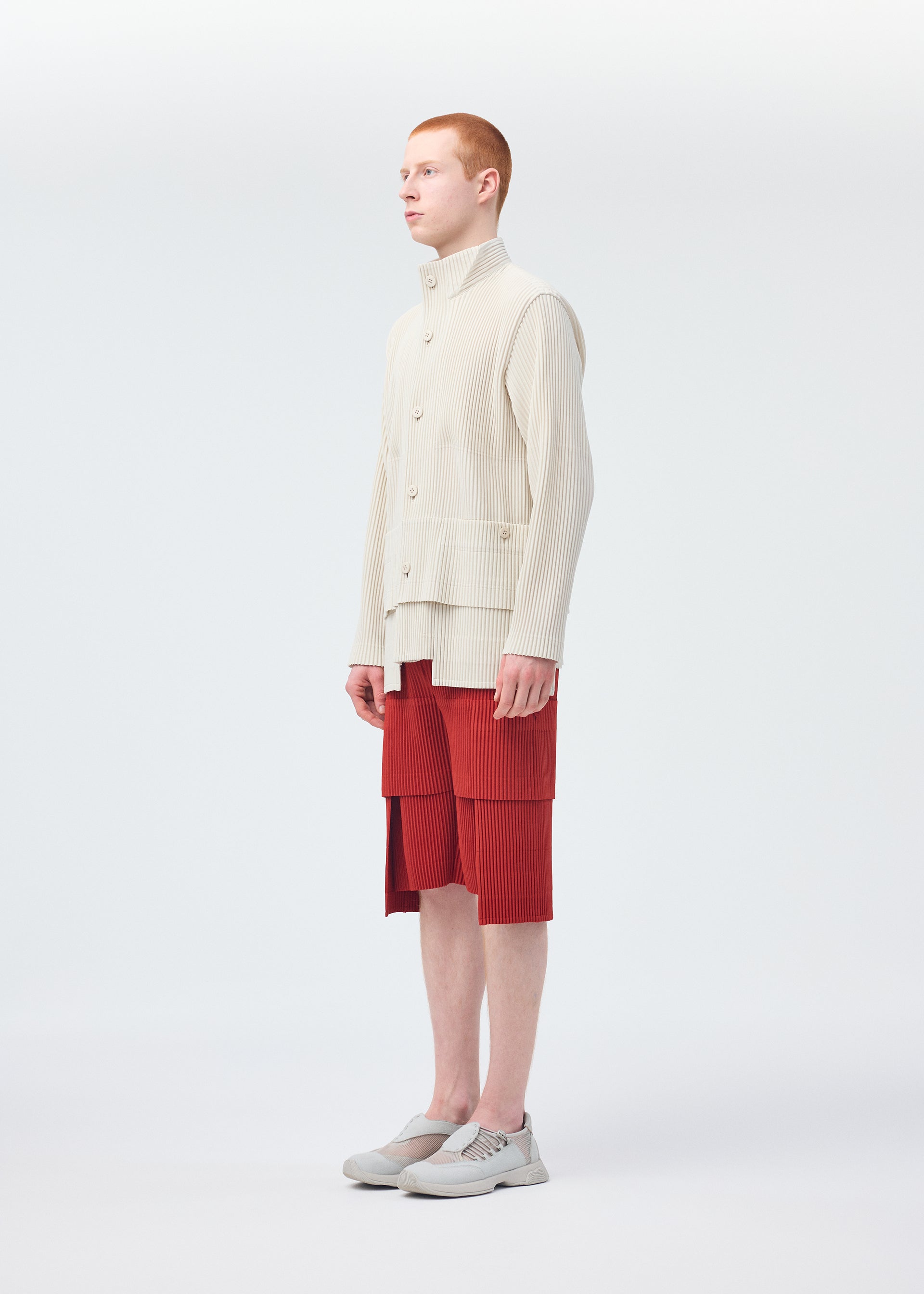 Homme Plissé Issey Miyake Multi-Pocket bunda limestone white plisovaná