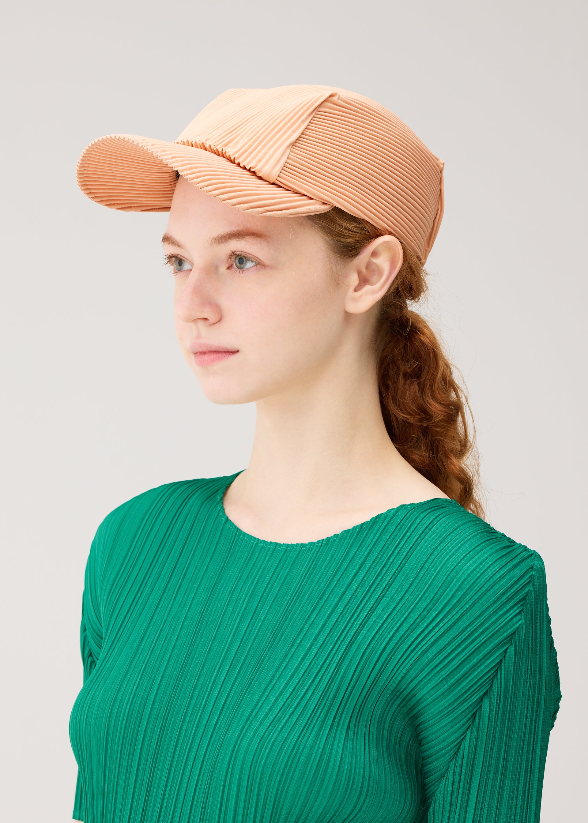 Pleats Please Issey Miyake Pleats Cap kšiltovka černá