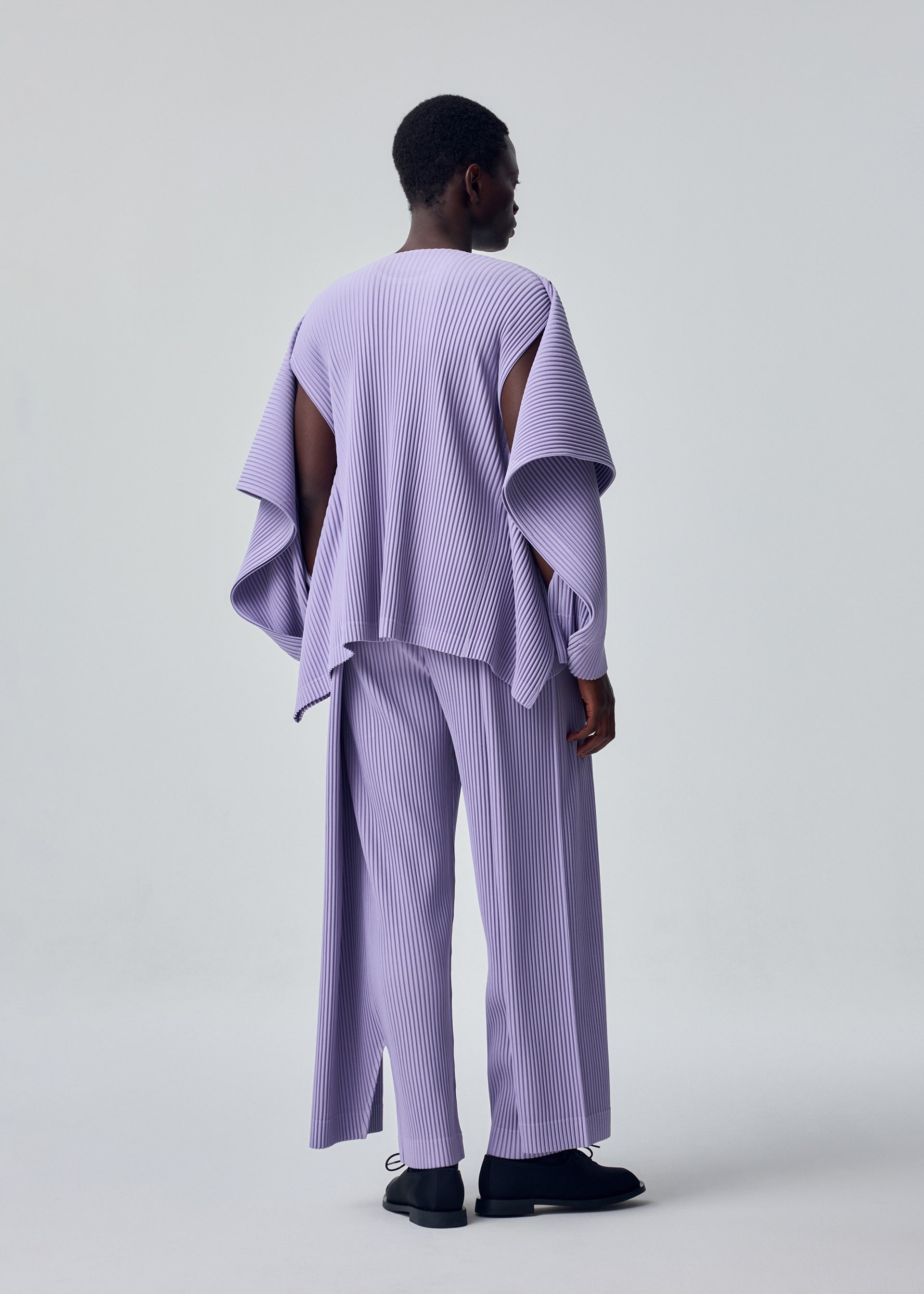Issey Miyake Motion Blur kalhoty šedé plisované