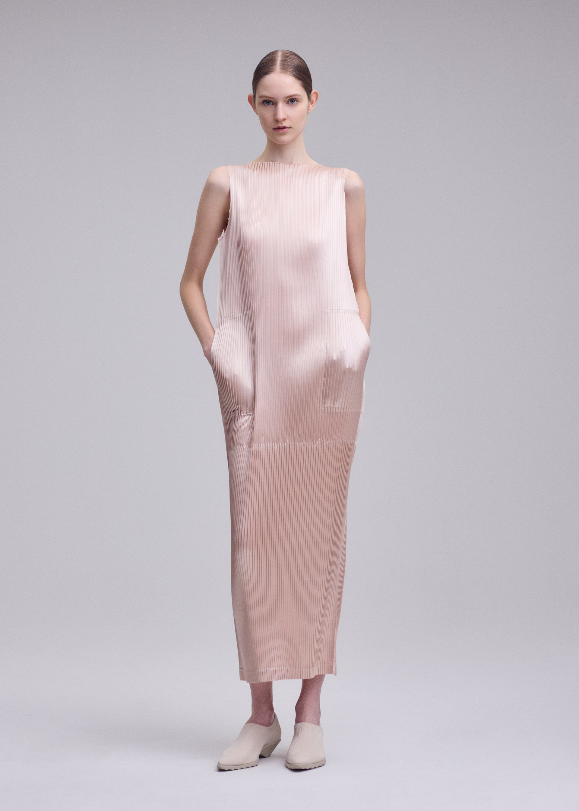 Issey Miyake Glossed Panels Pleats šaty bez rukávů