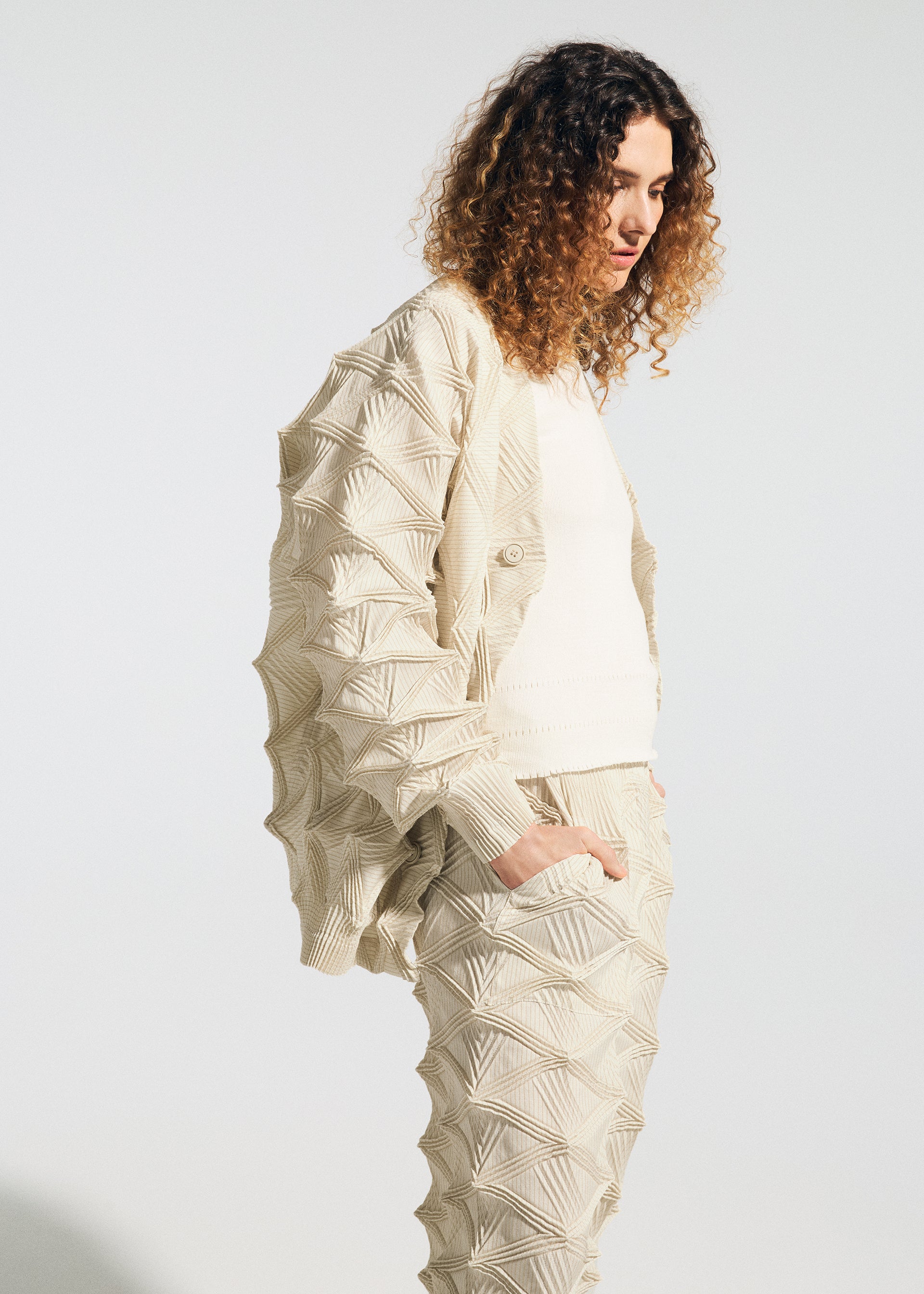 Issey Miyake TYPE-O 023 kalhoty ivory vel. 3 plisované