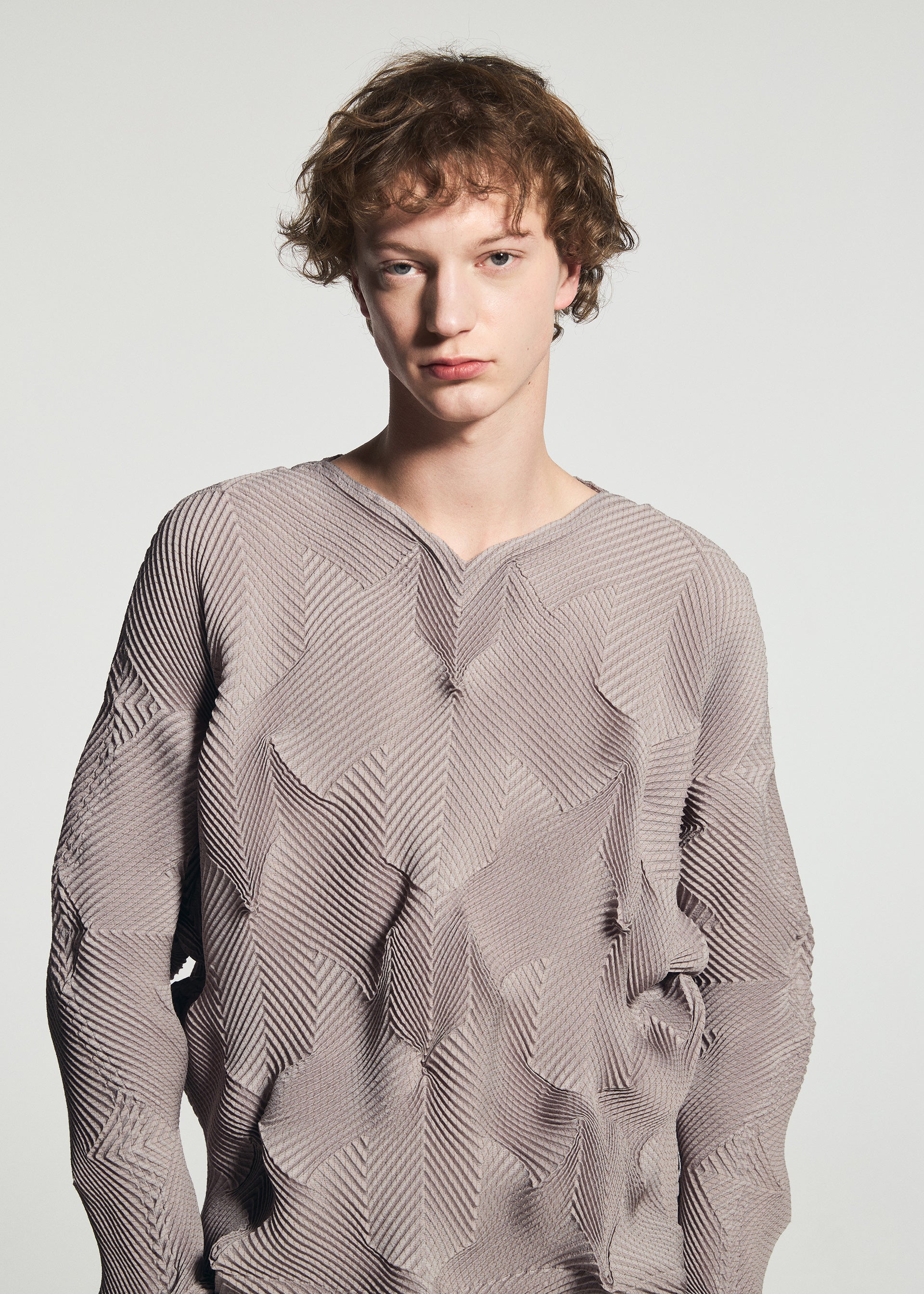Issey Miyake Type-O 010-1 top béžový kostka
