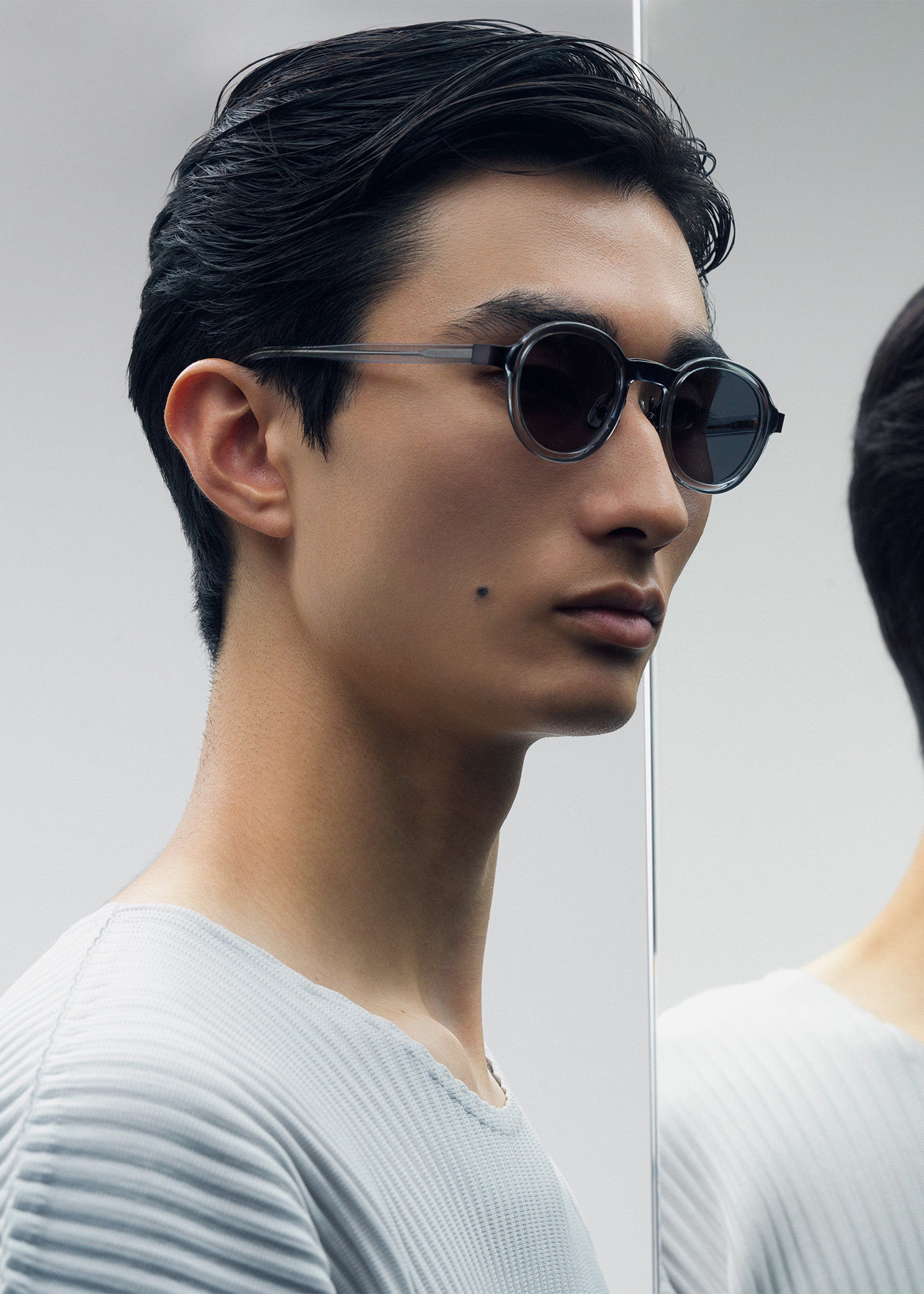 Issey Miyake Eyes Marrow-Round brýle fialová