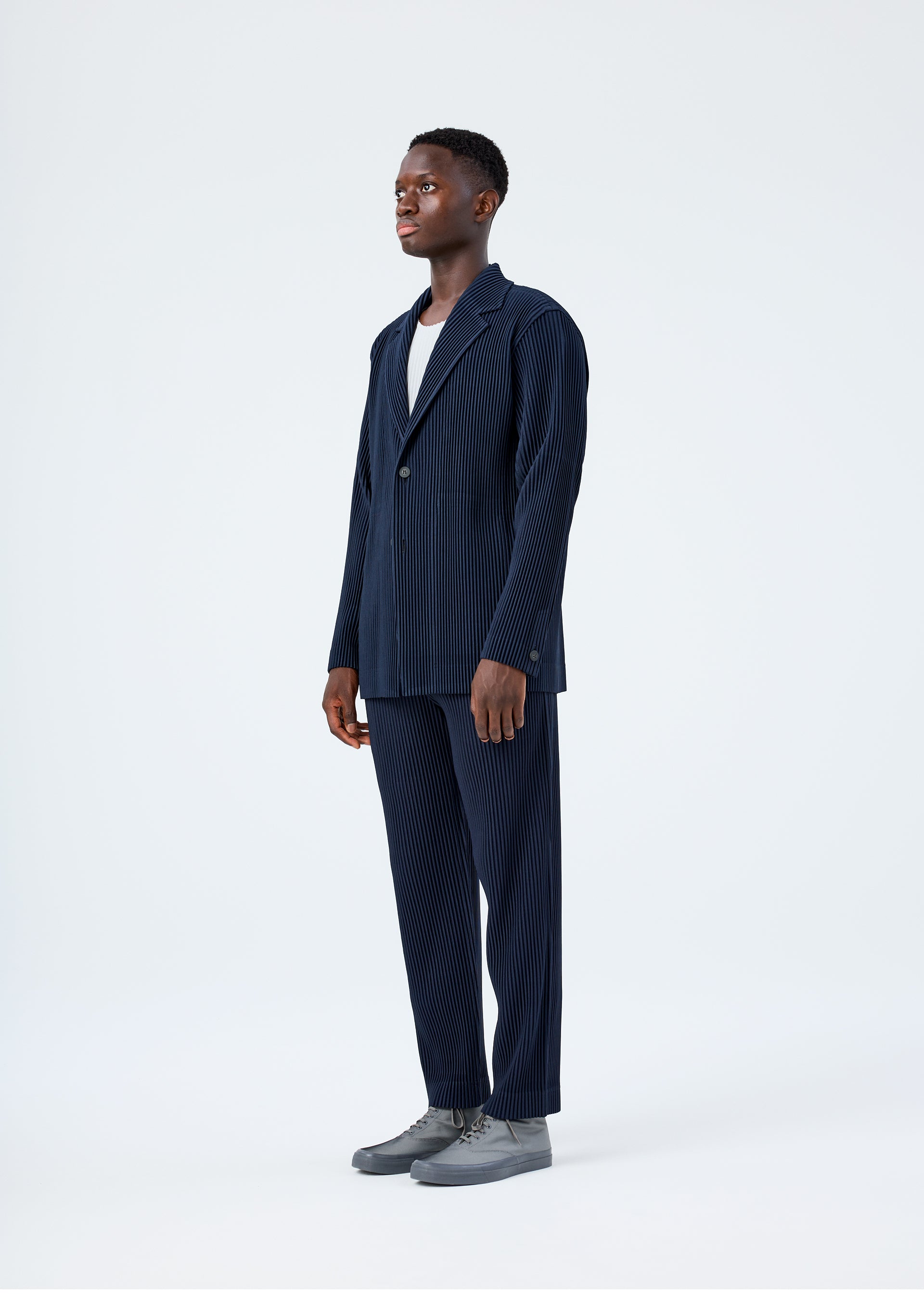 Issey Miyake Basics plisované sako černé skladné