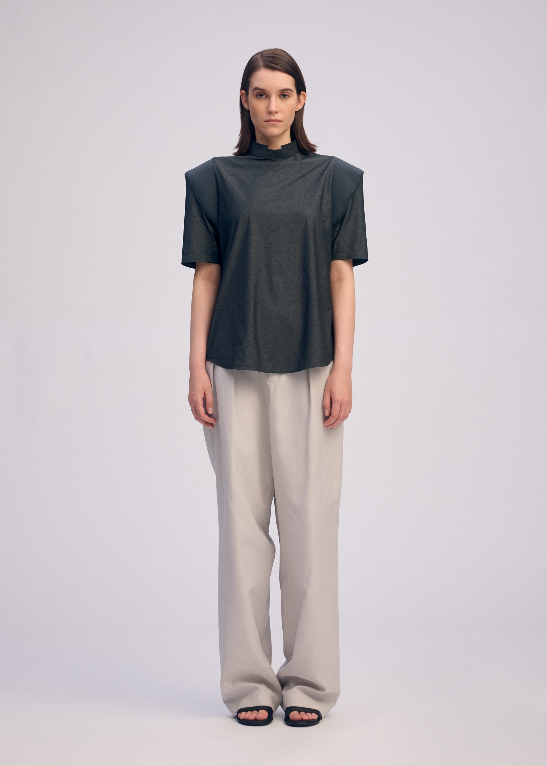 Issey Miyake Mute tričko Light Gray s krátkým rukávem