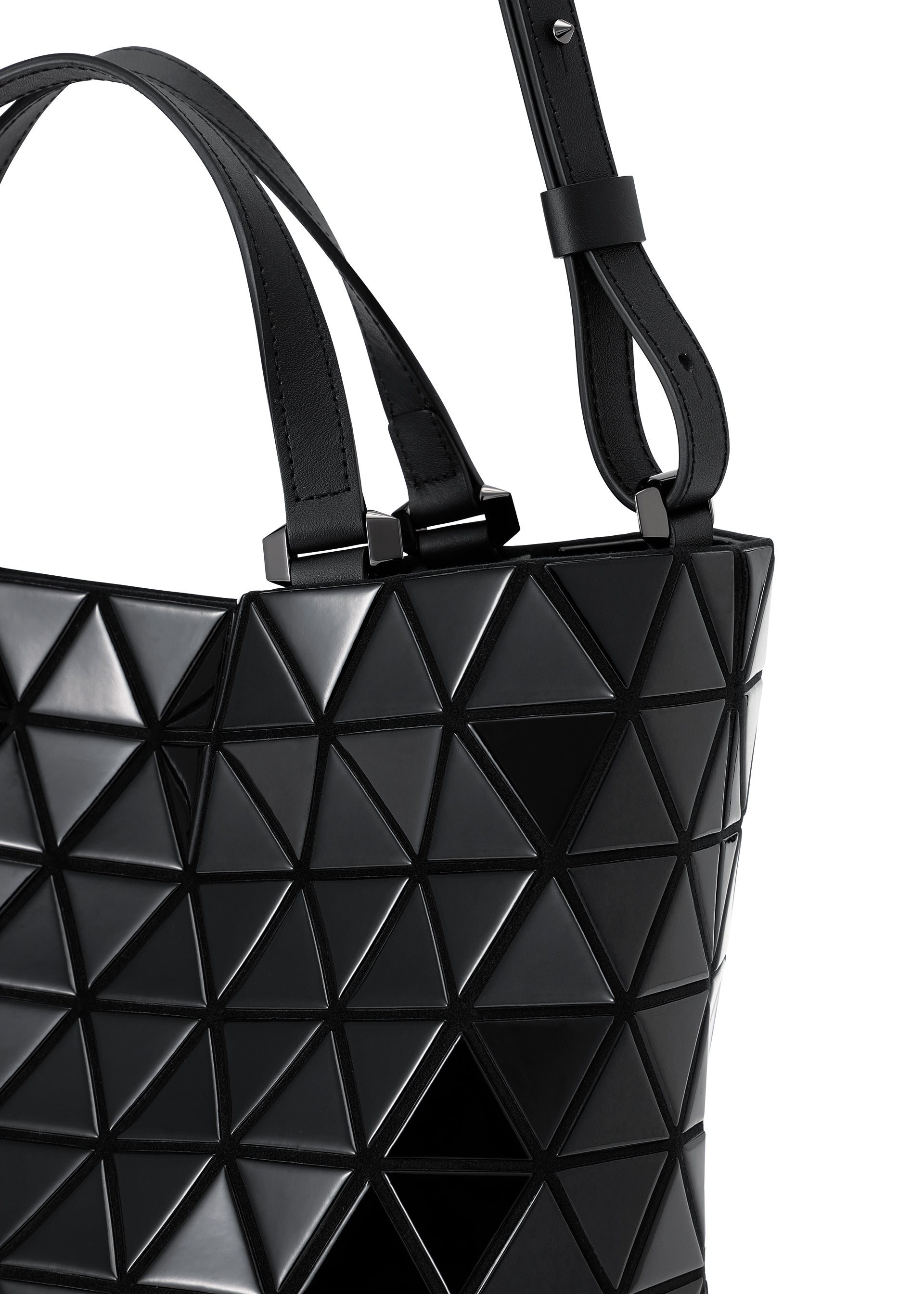 Issey Miyake Crystal Gloss kabelka černá lakovaná