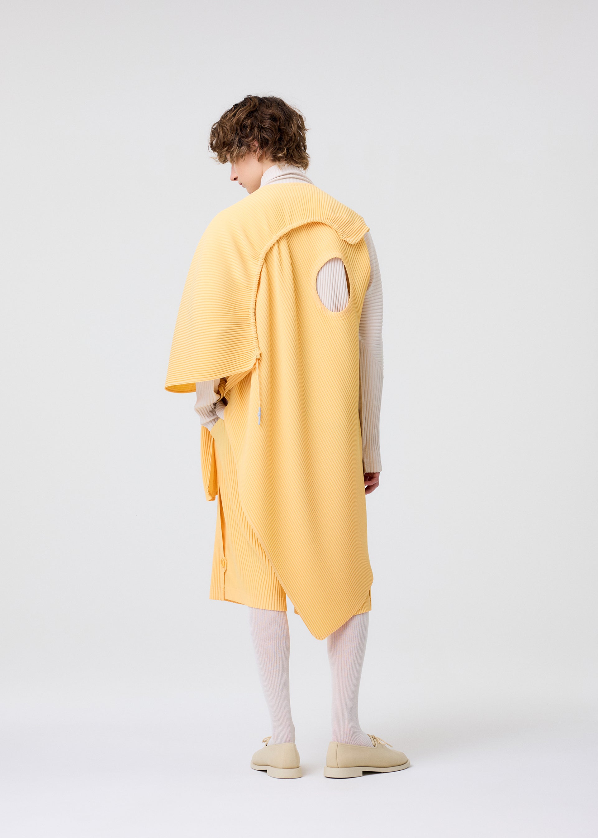 Issey Miyake Homme Plissé Wear or Wrap top egg plant black plisovaný