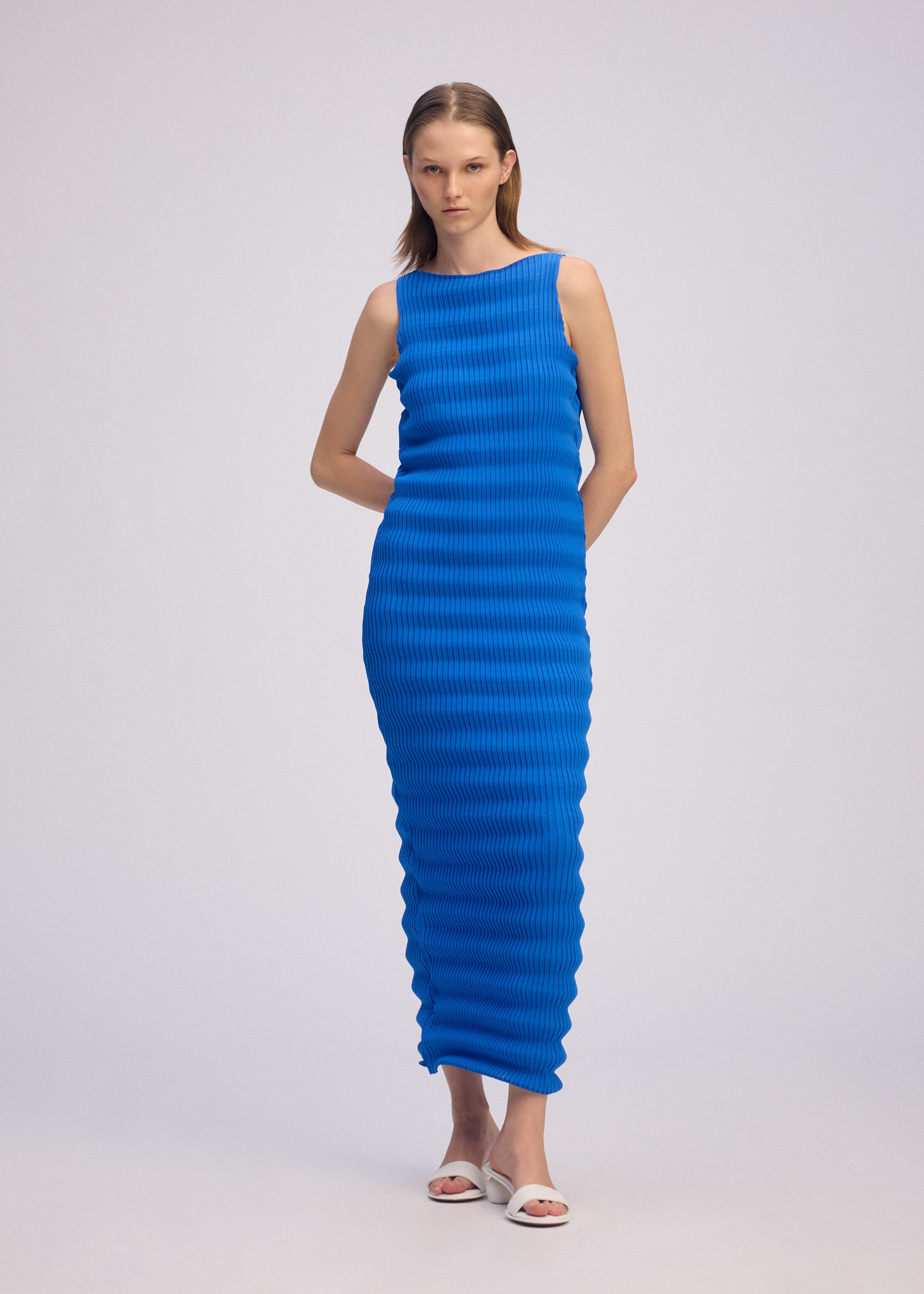 Issey Miyake Spring Pleats šaty černé bez rukávů