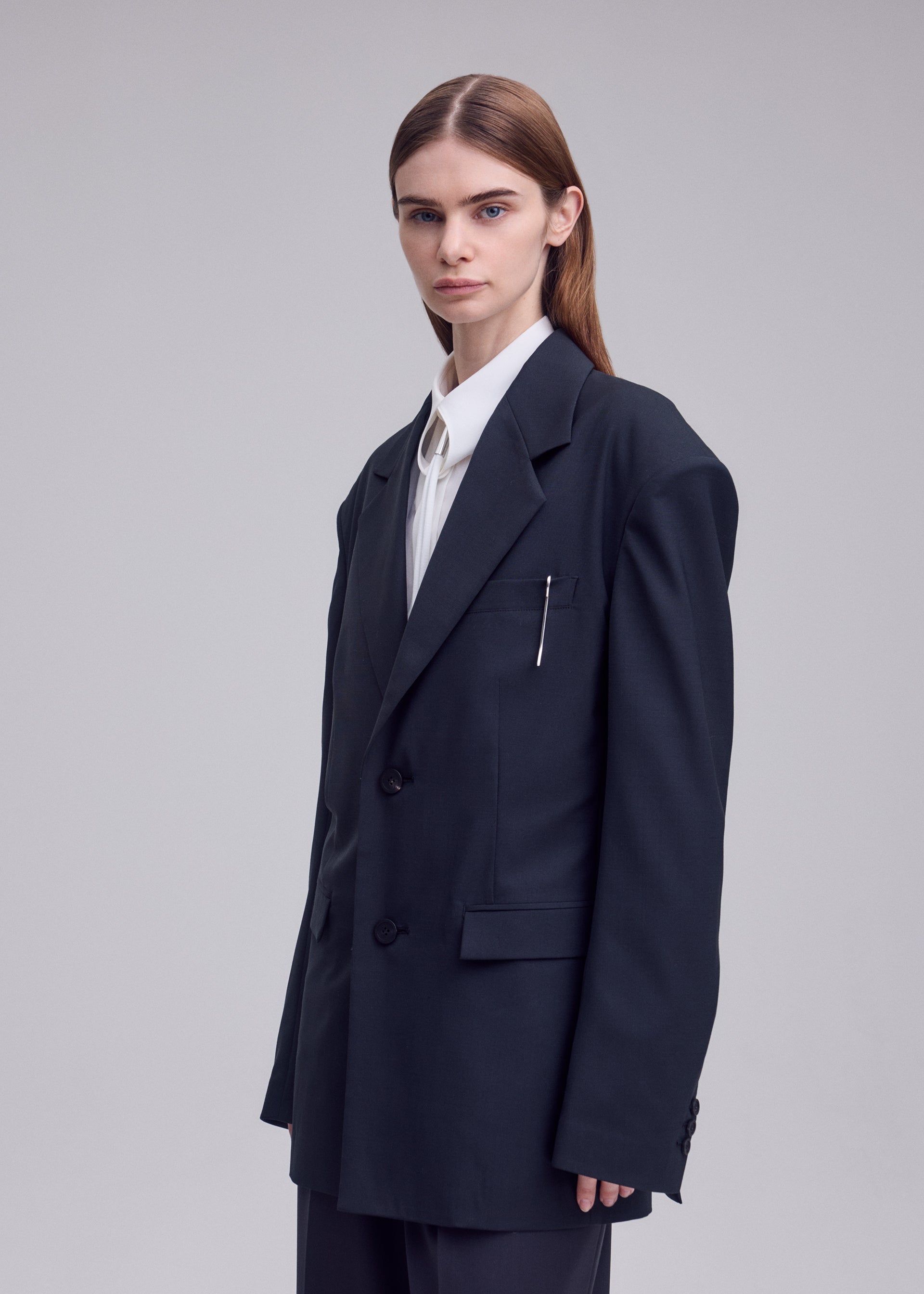 Issey Miyake Clip&Pin brož stříbrná na šátek kovová