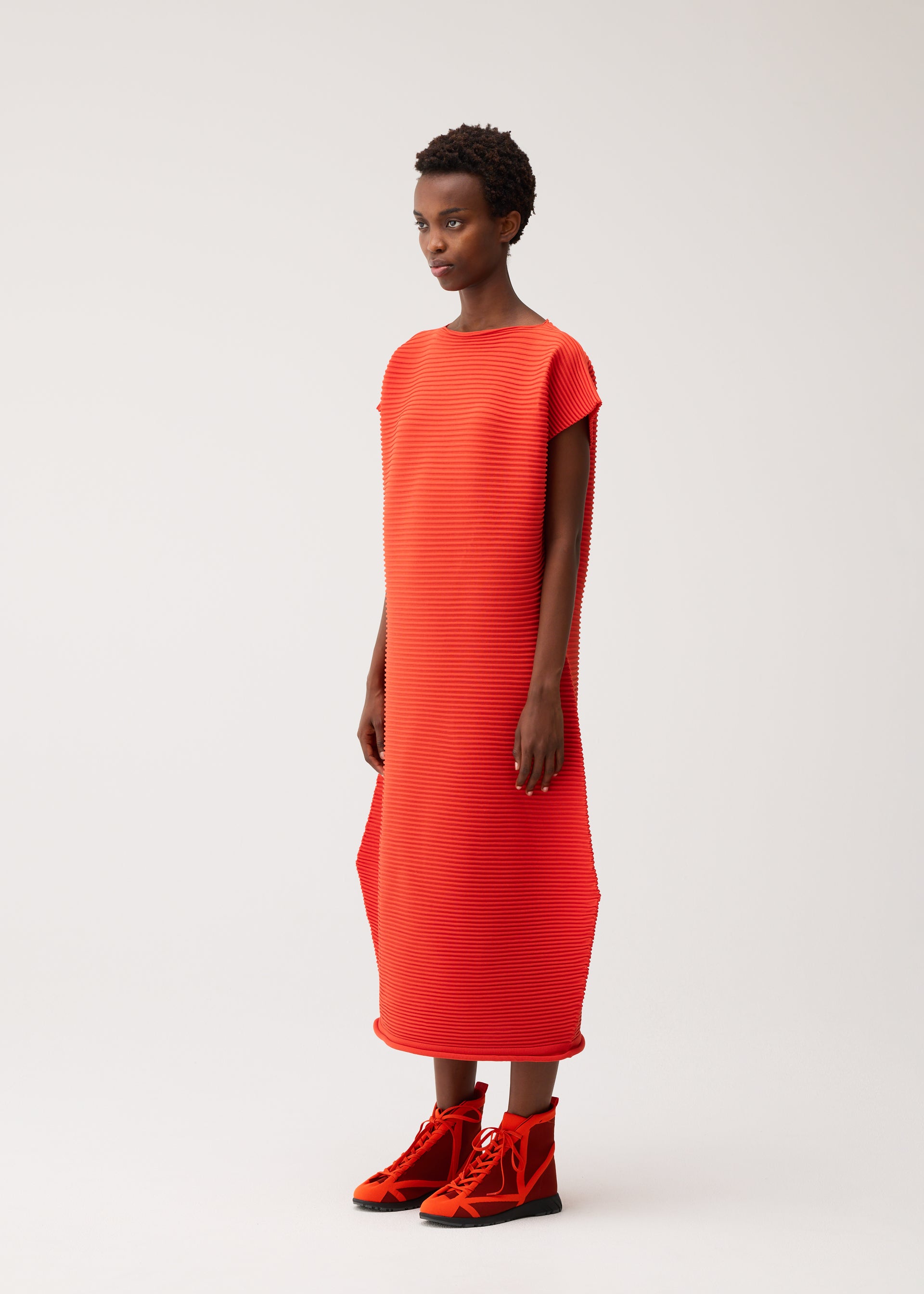 Issey Miyake Zig Zag Knit šaty černá pletené bez švů