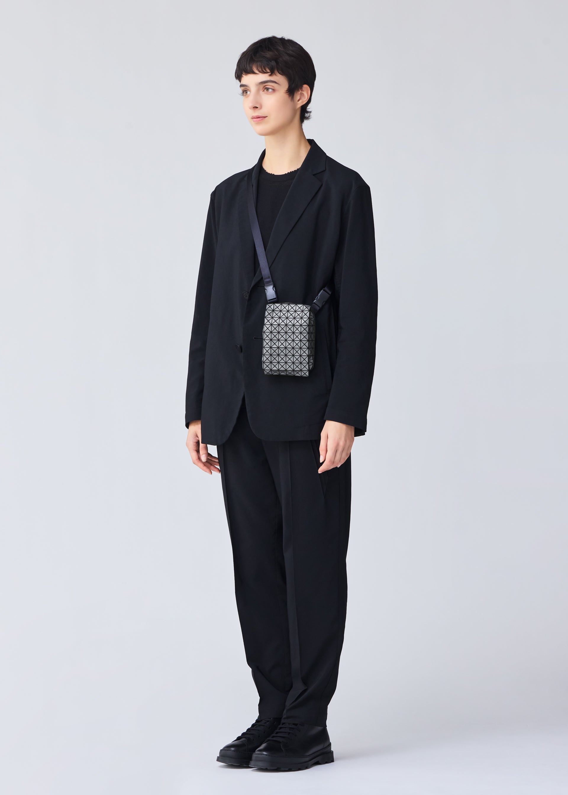 Issey Miyake Bao Bao Beetle Reflector pouzdro šedá
