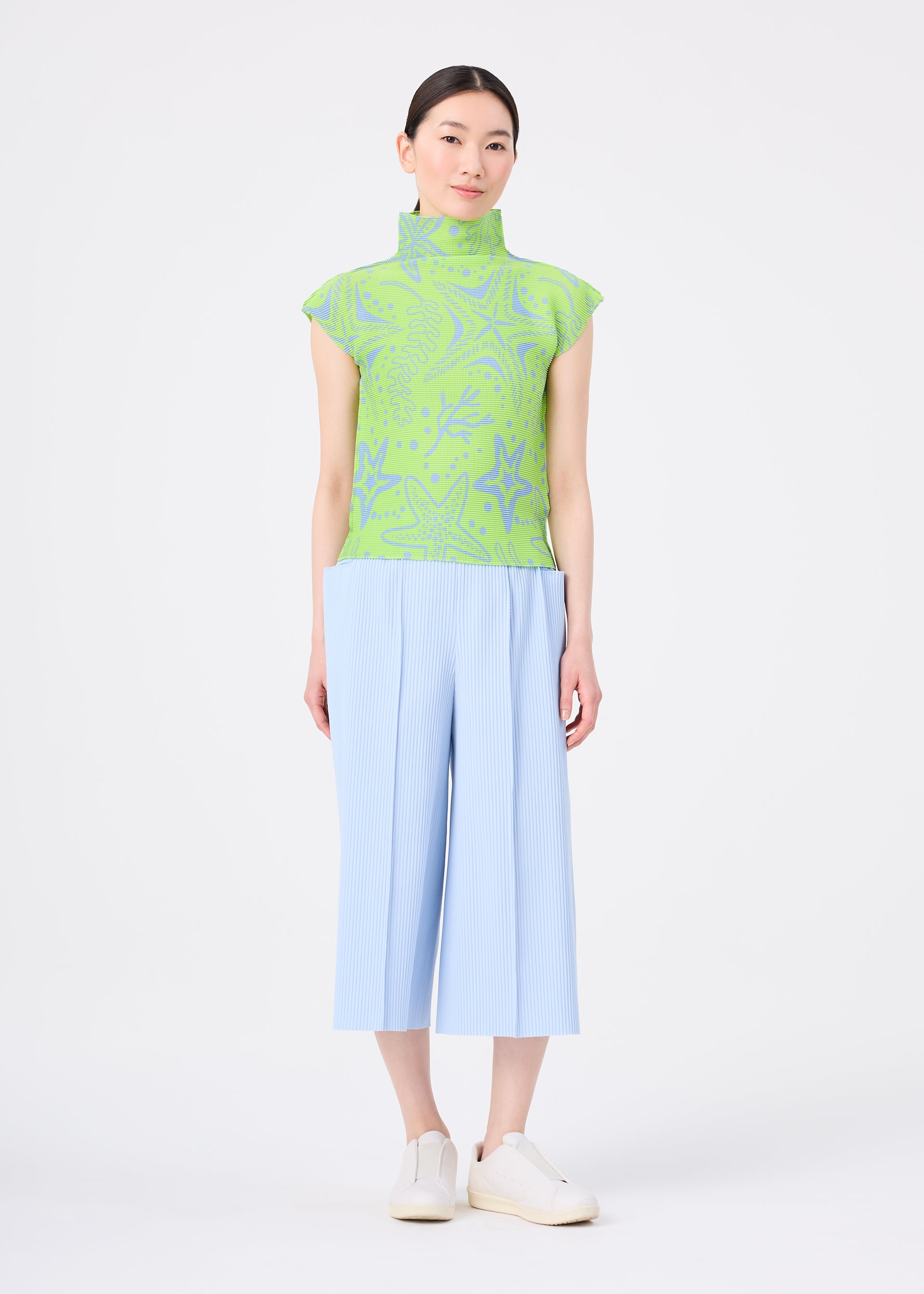 me ISSEY MIYAKE STARFISH top černá plisovaný