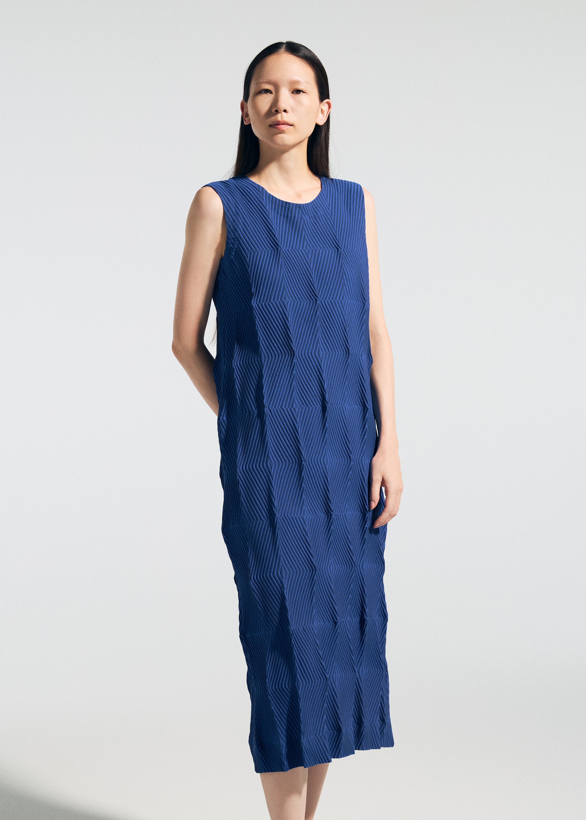 Issey Miyake Type-W 009-2 dámské šaty černé vel. 1
