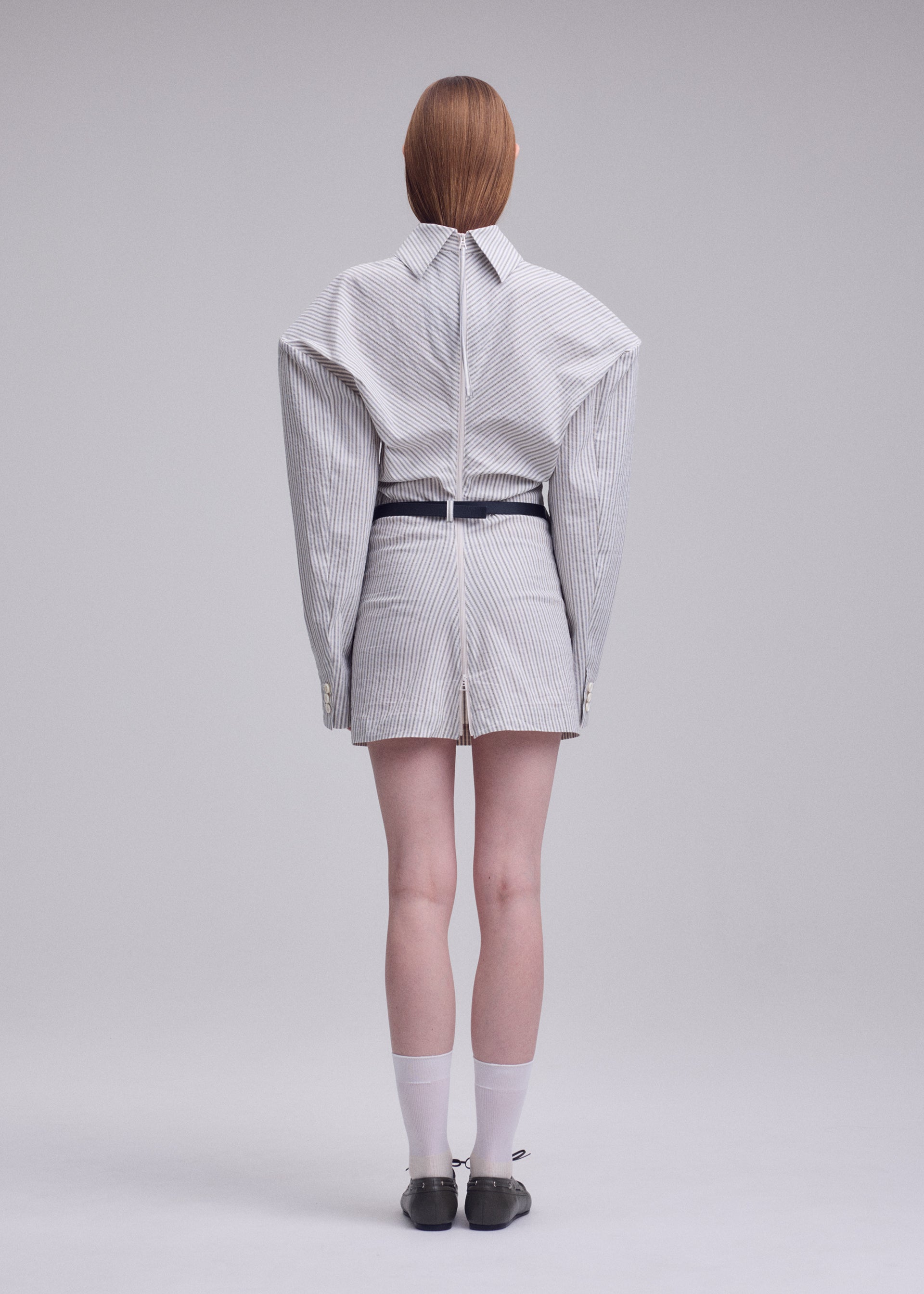 Issey Miyake Allow Stripe tunika white-hued pruhovaná