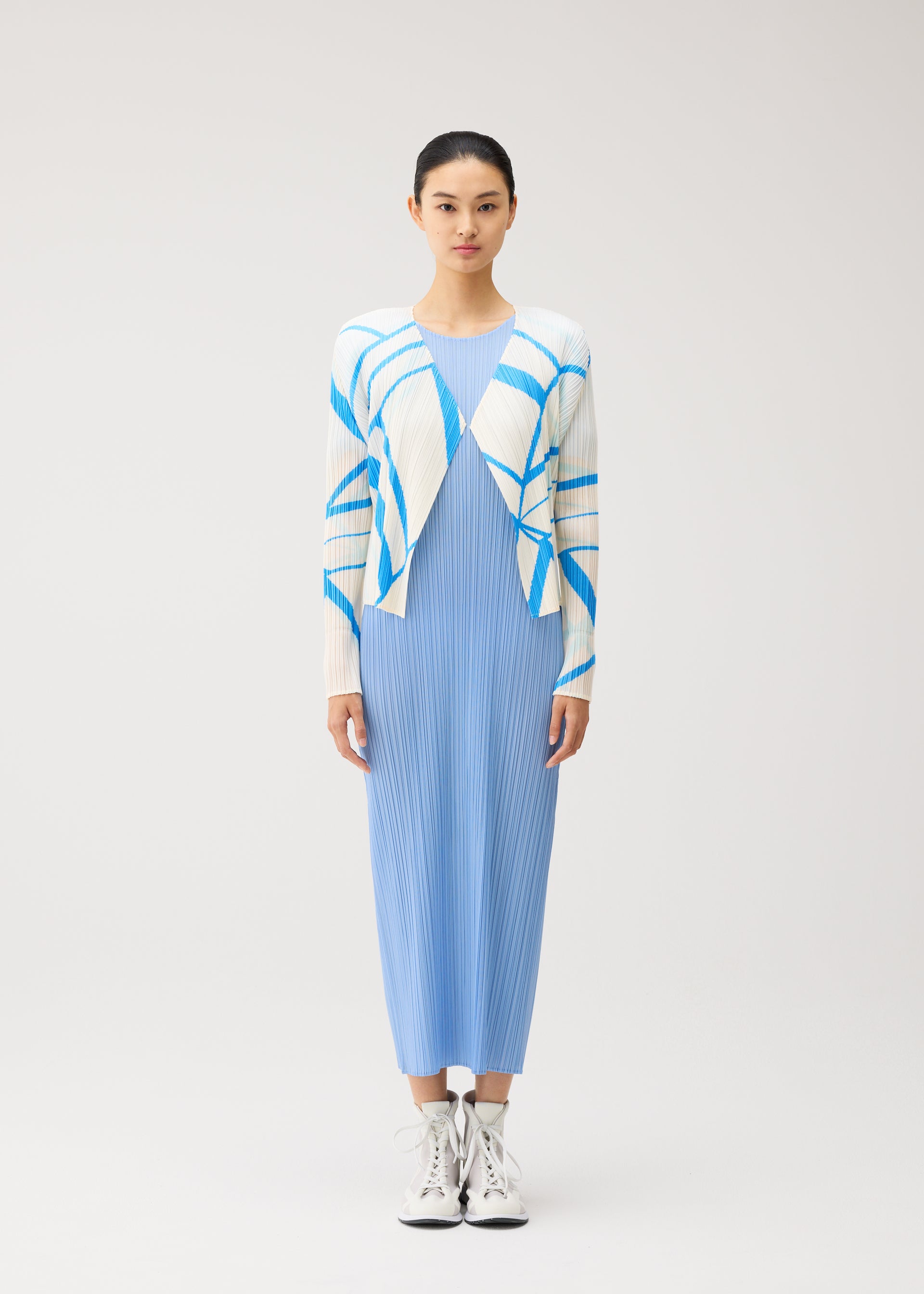Issey Miyake Fold Line kardigan bílá 3
