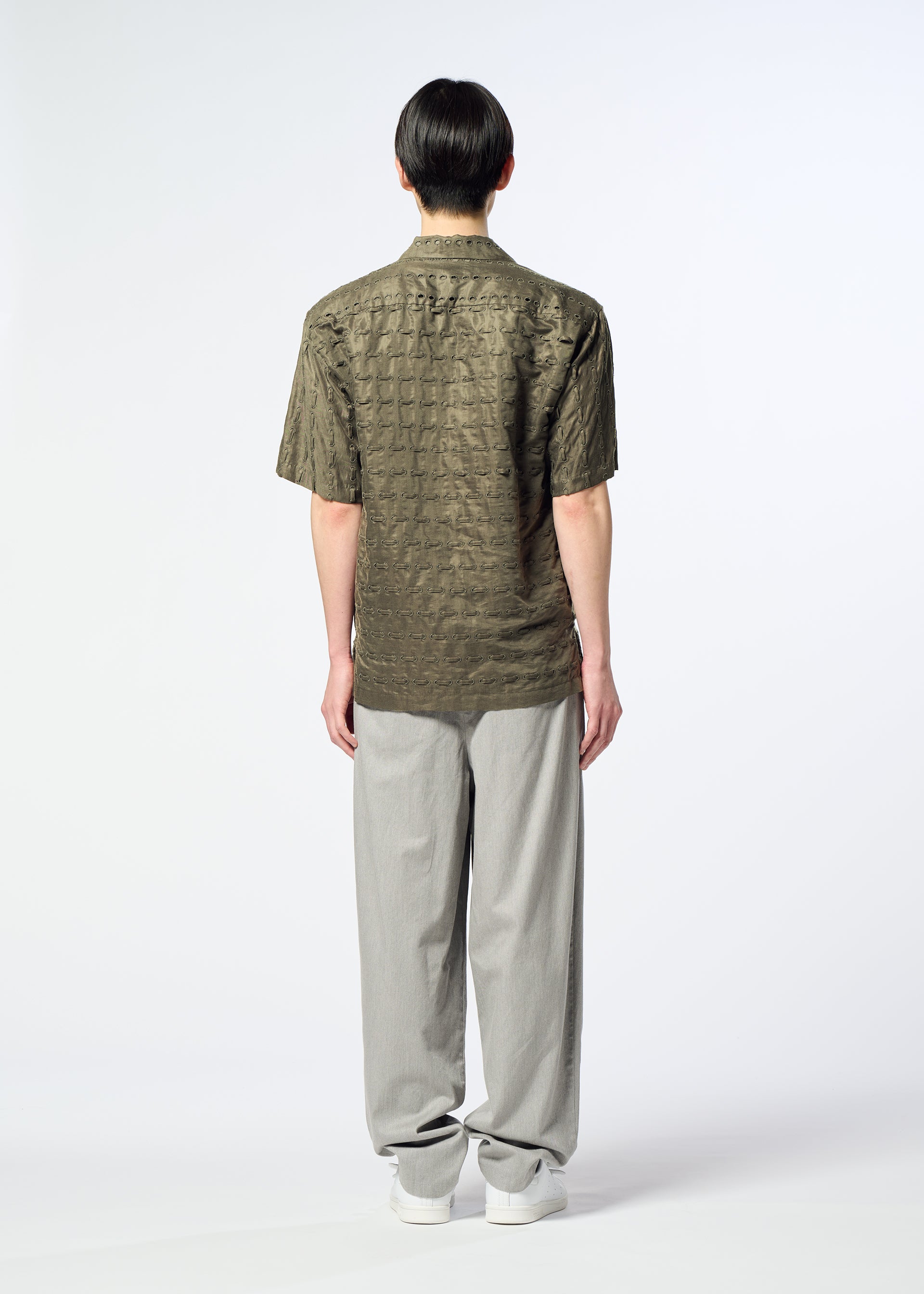 Issey Miyake Hole & Line košile Khaki vel. 4