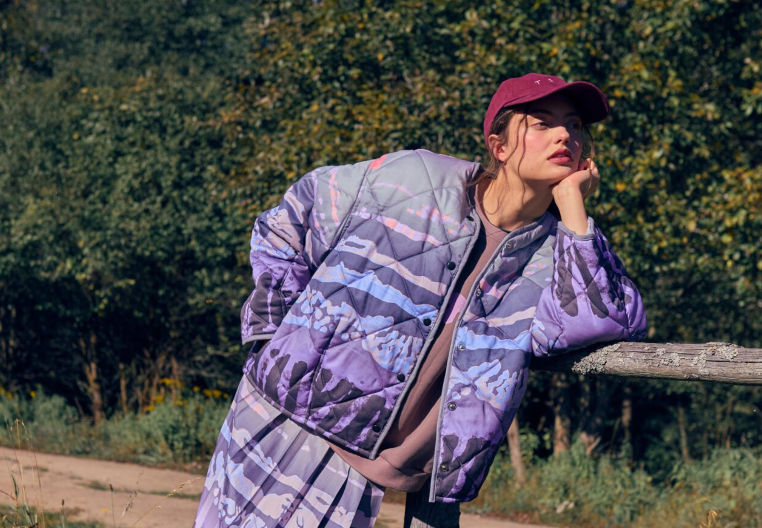 Aurelia & Zwei Frauen Kinoko modrá bavlněná prošívaná bunda